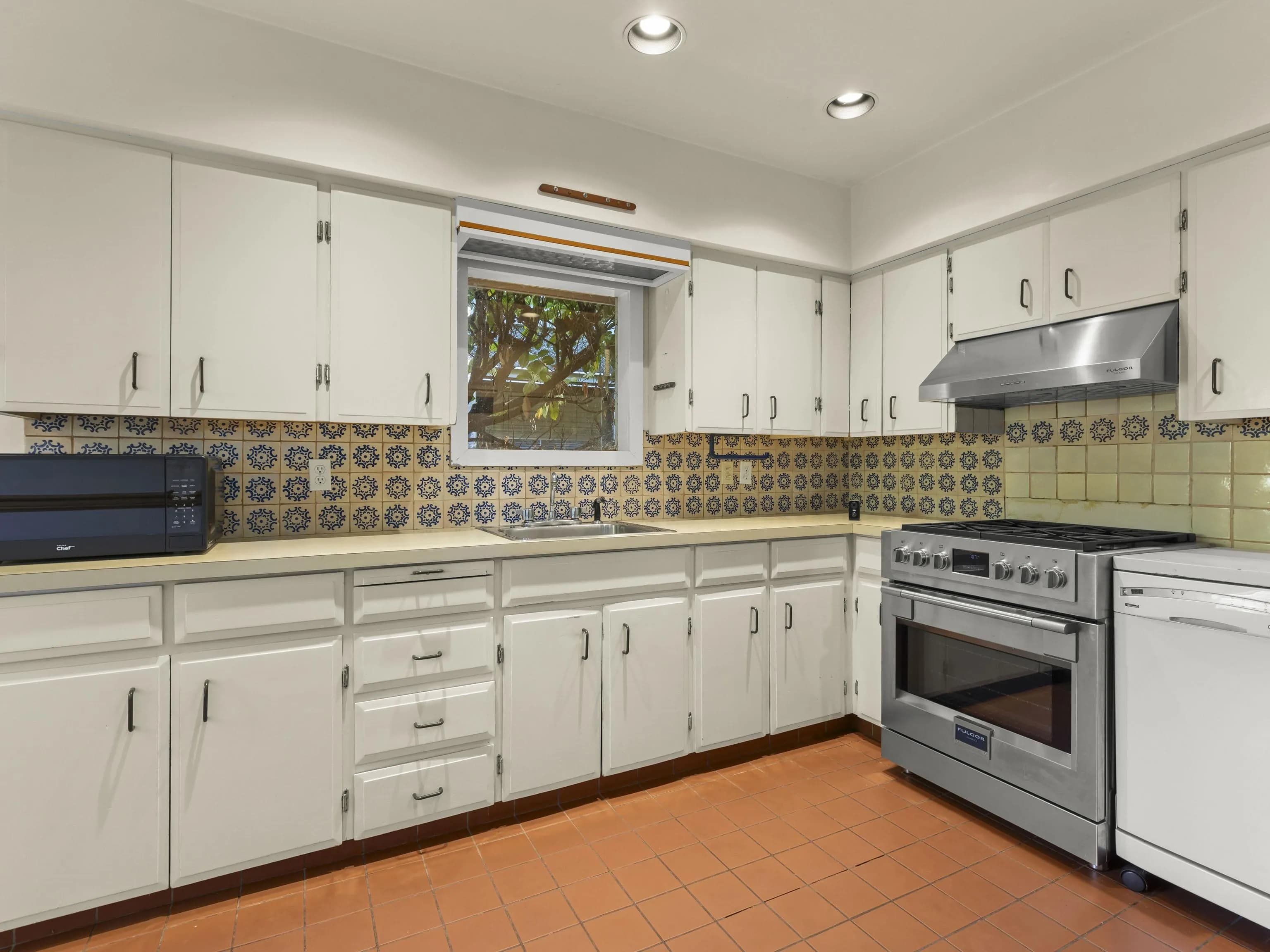 3989 W 19th Avenue, Vancouver, BC V6S 1C9 — image 9