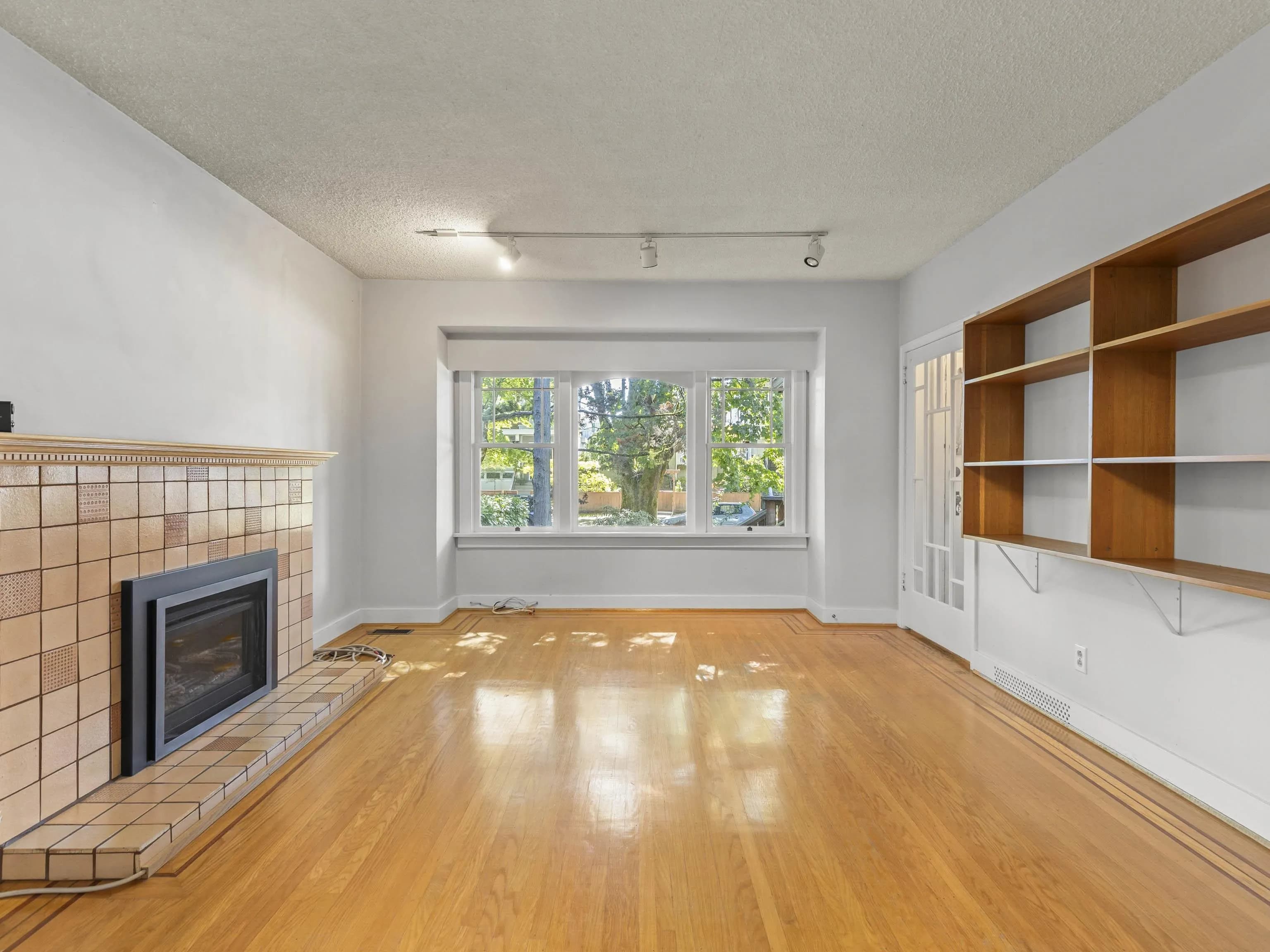 3989 W 19th Avenue, Vancouver, BC V6S 1C9 — image 4