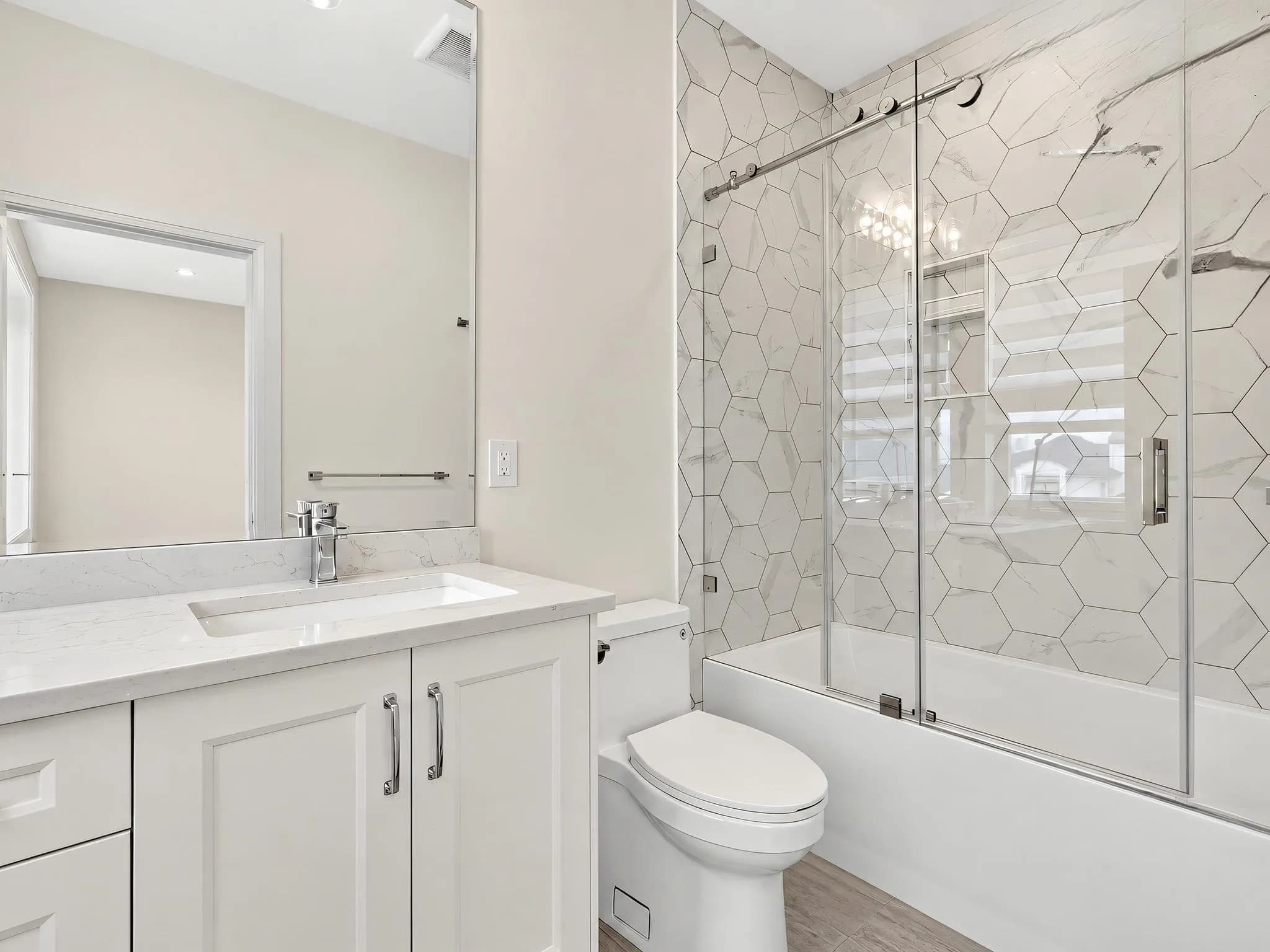 16468 29a Avenue, Surrey, BC V3Z 0X9 — image 20