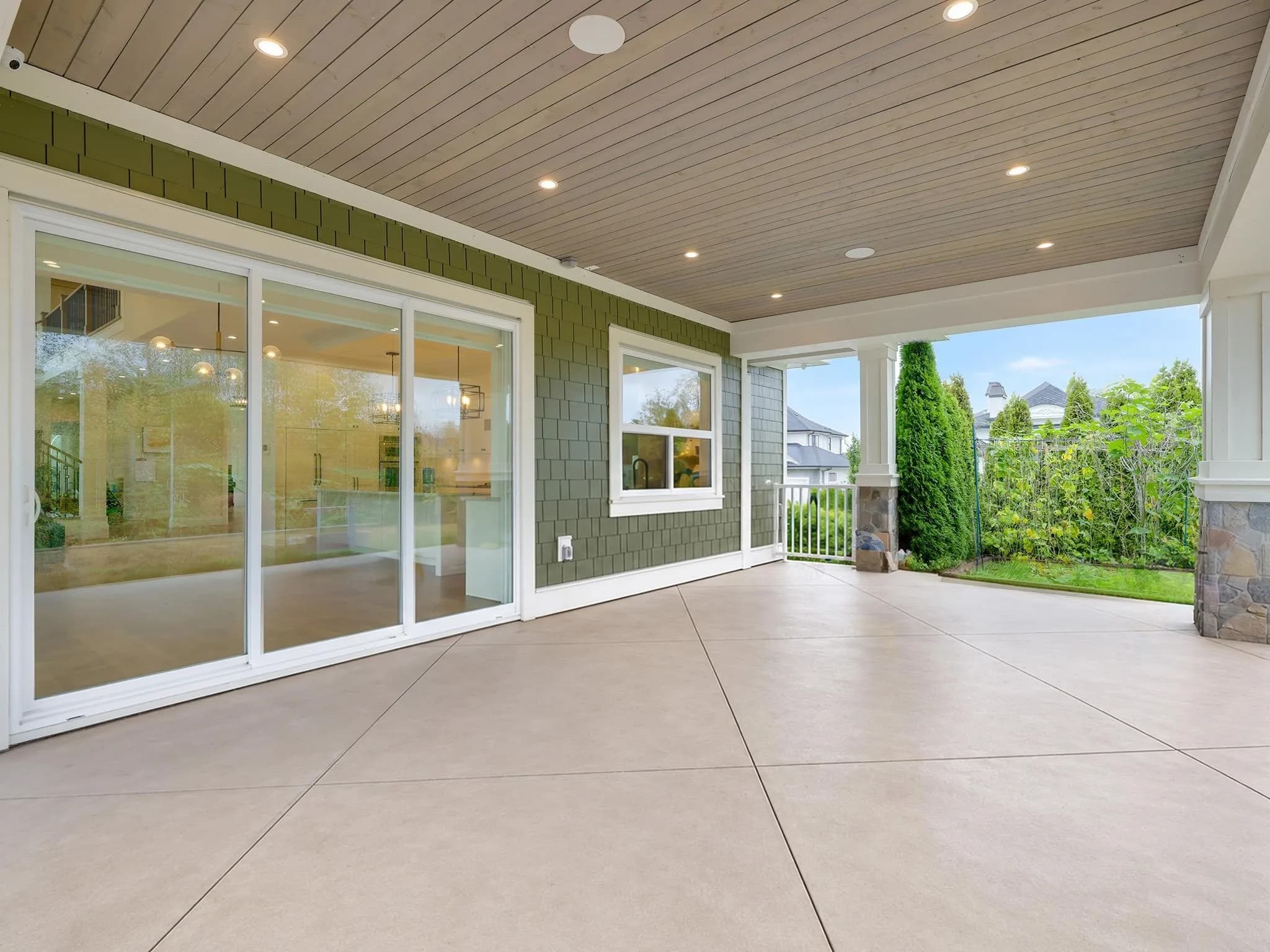 16468 29a Avenue, Surrey, BC V3Z 0X9 — image 28