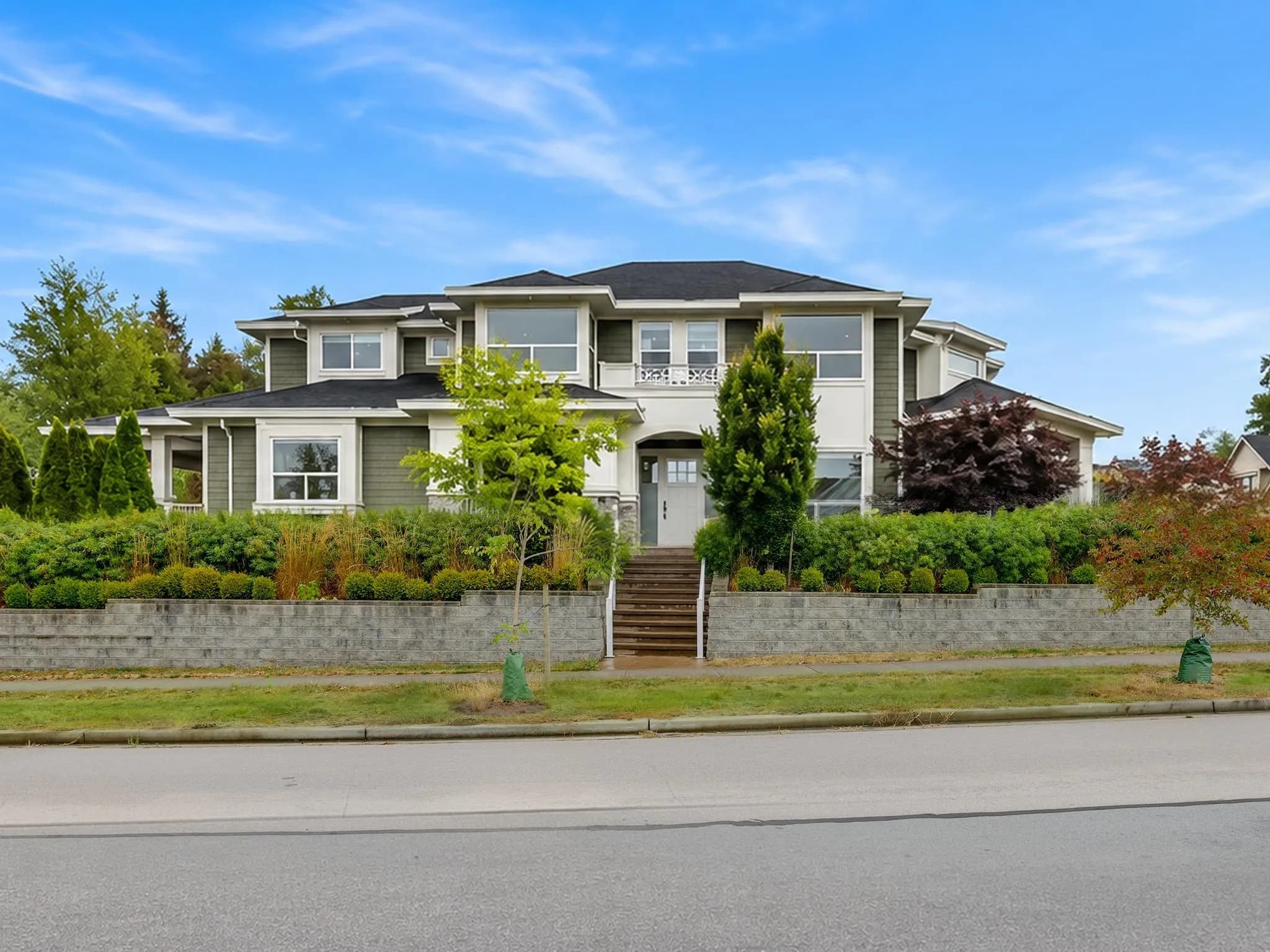 16468 29a Avenue, Surrey, BC V3Z 0X9 — image 1