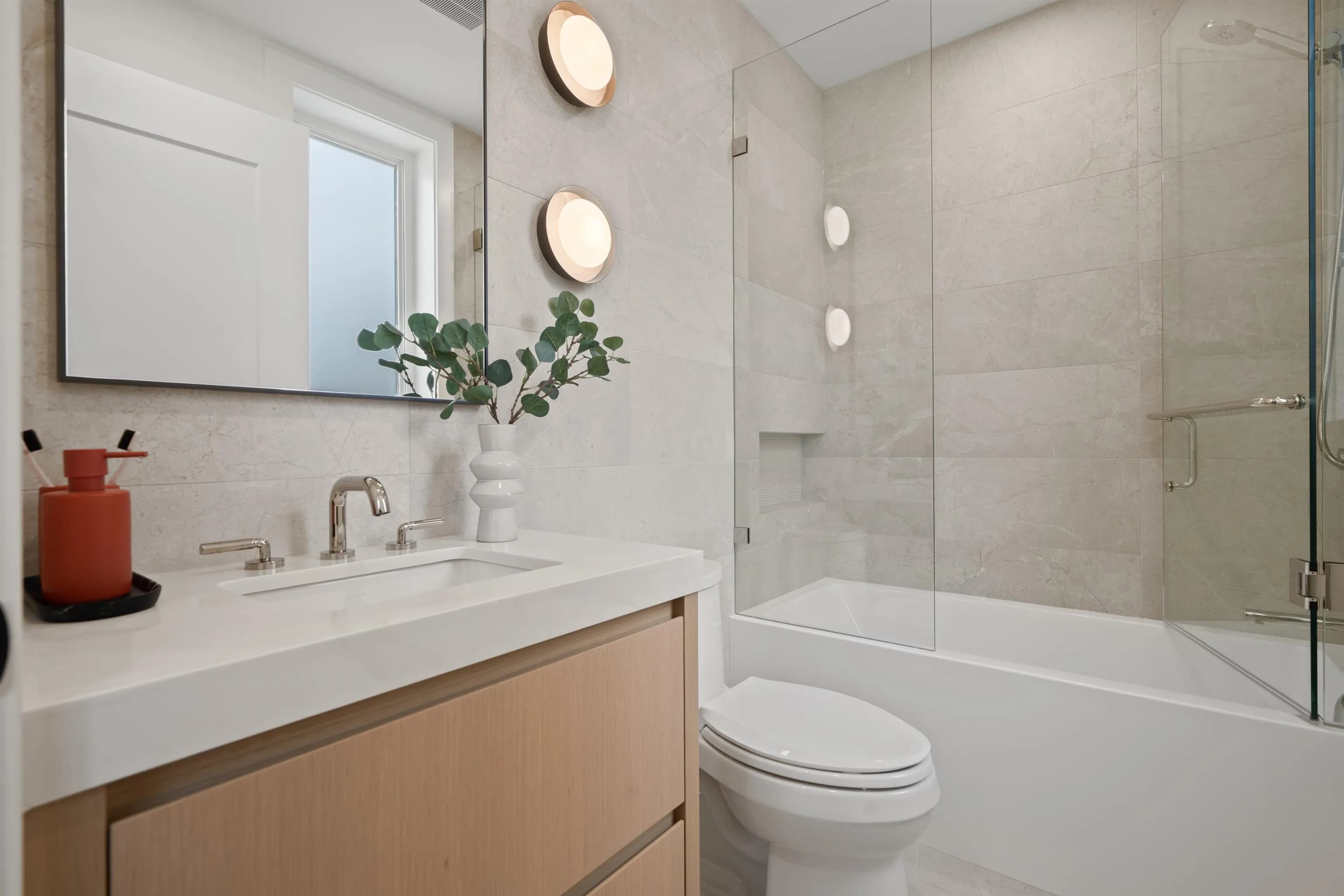 1 3657 W 11th Avenue, Vancouver, BC V6R 2K4 — image 14
