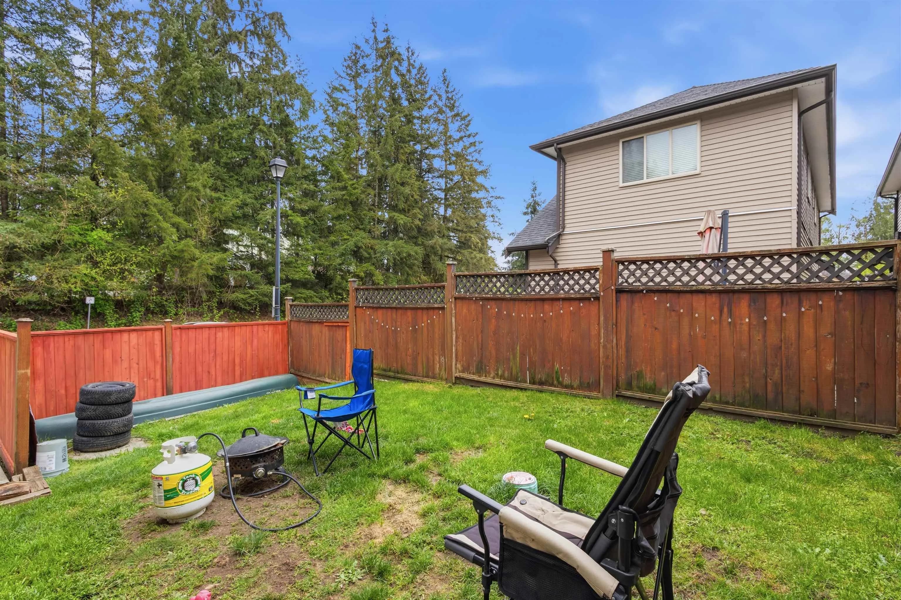 24230 104 Avenue, Maple Ridge, BC V2W 0E4 — image 25