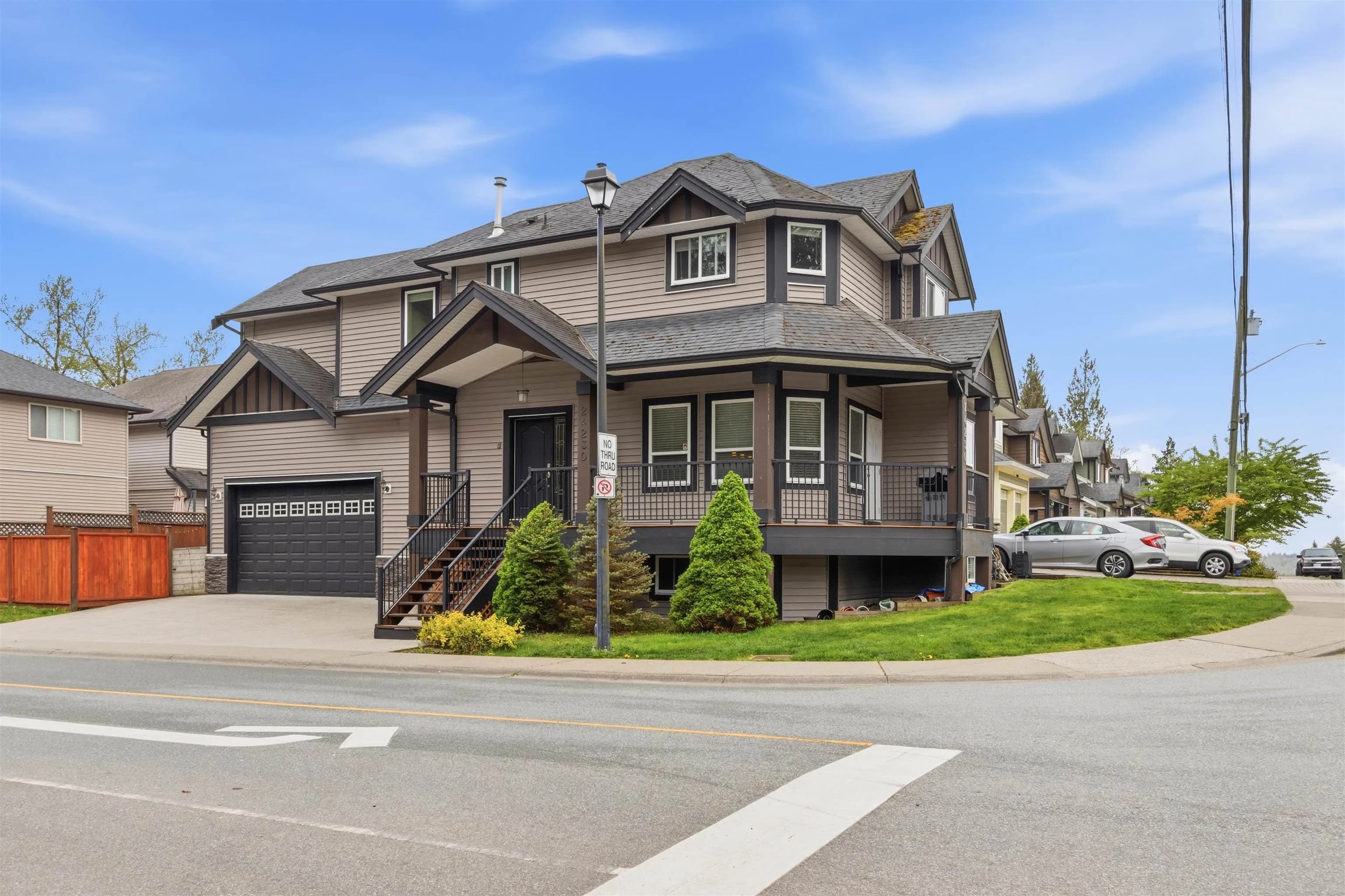 24230 104 Avenue, Maple Ridge, BC V2W 0E4 — image 1