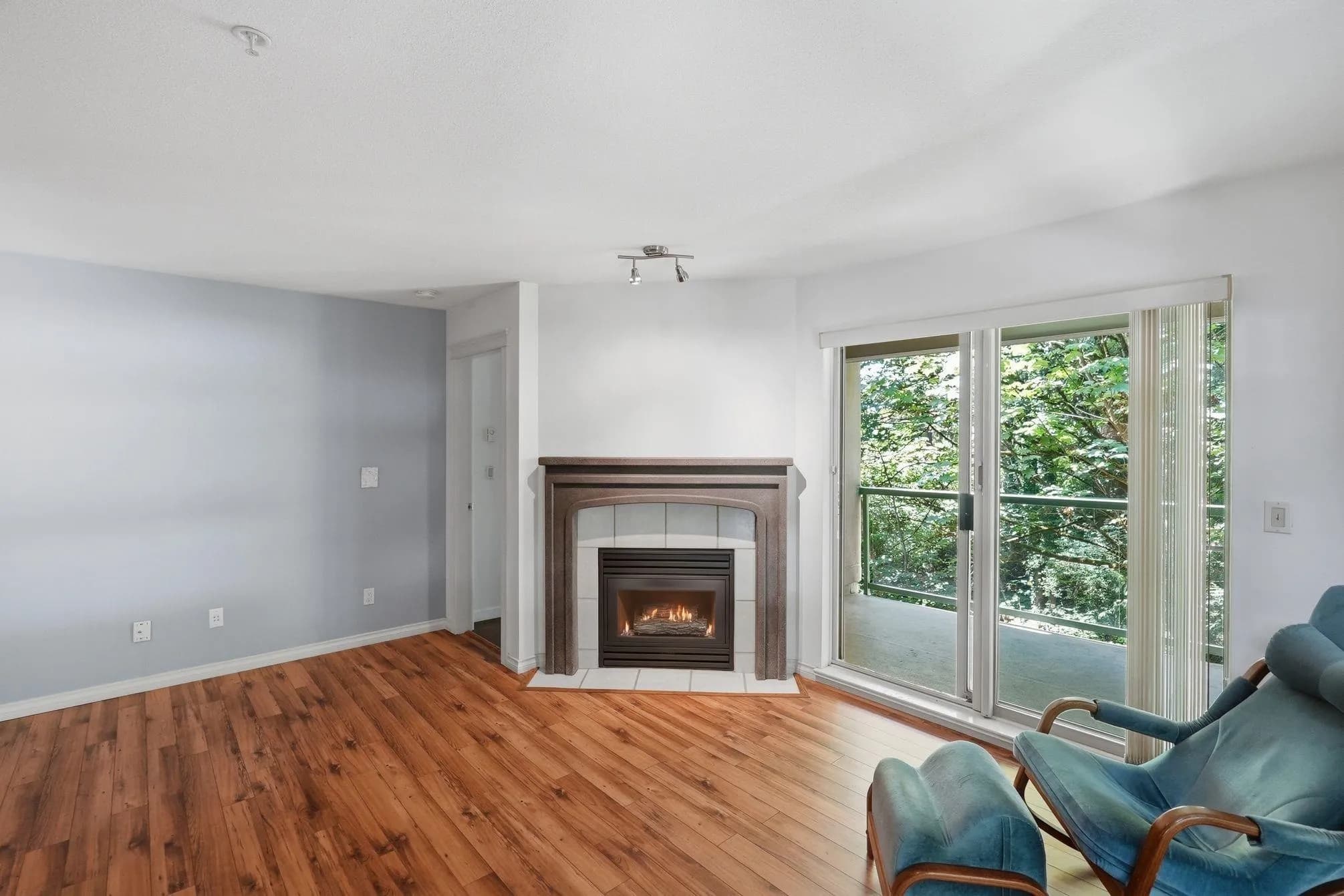 409a 301 Maude Road, Port Moody, BC V3H 5B1 — image 7