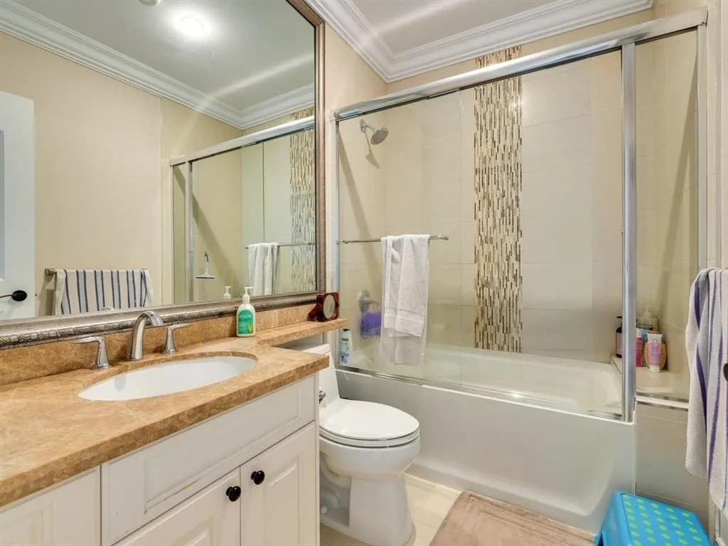 13975 28 Avenue, Surrey, BC V4P 1T5 — image 24