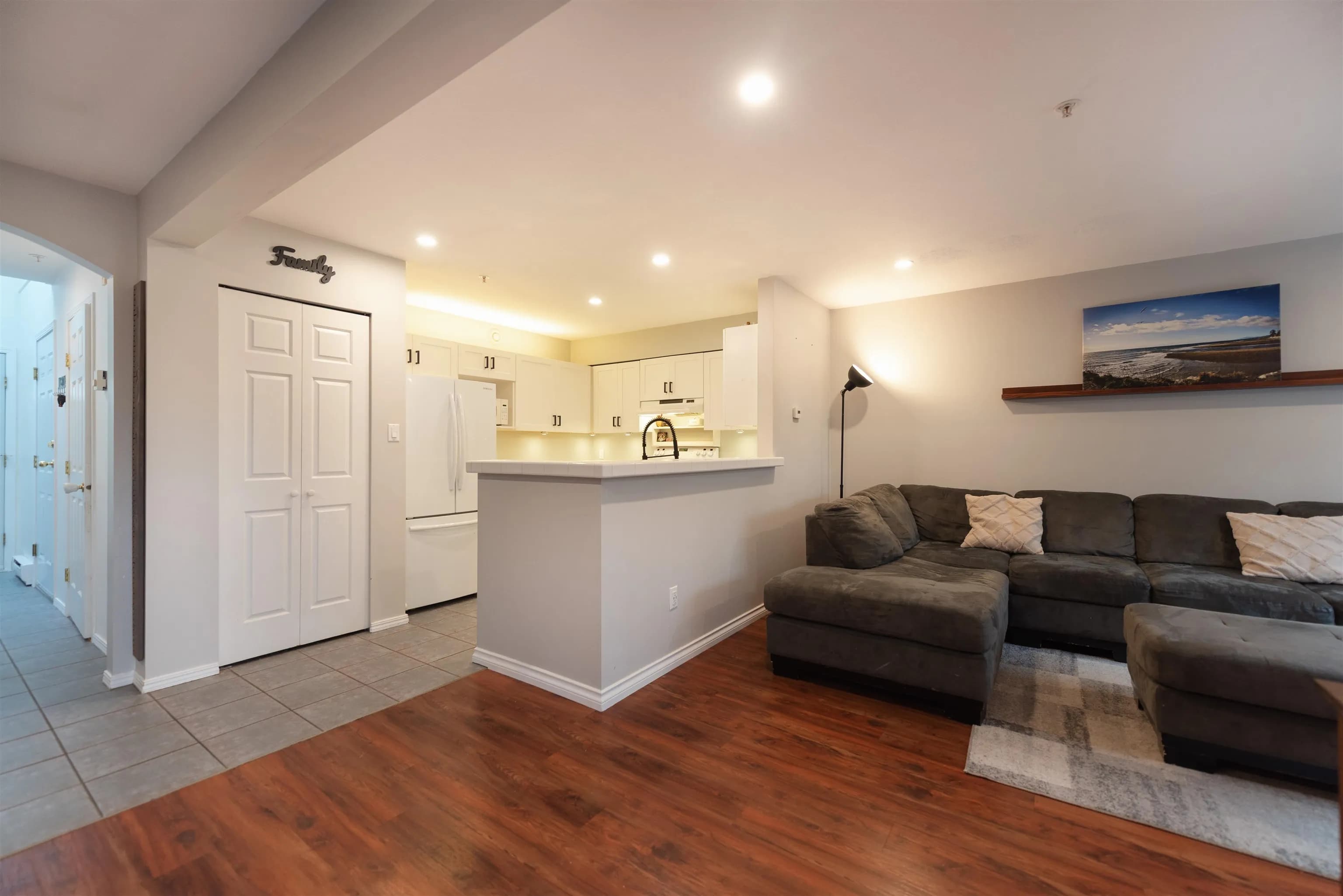 111 5711 Ebbtide Street, Sechelt, BC V7Z 0J5 — image 6