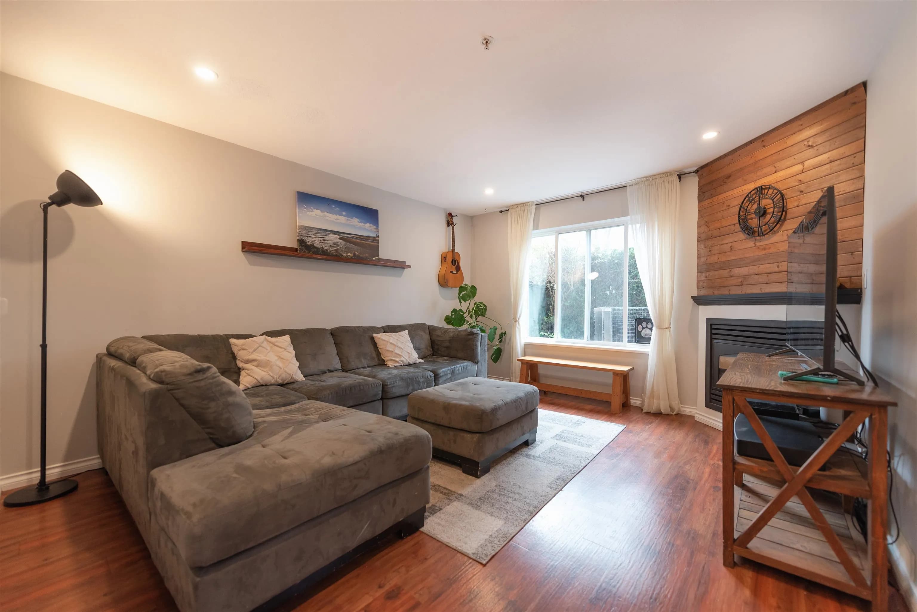 111 5711 Ebbtide Street, Sechelt, BC V7Z 0J5 — image 8