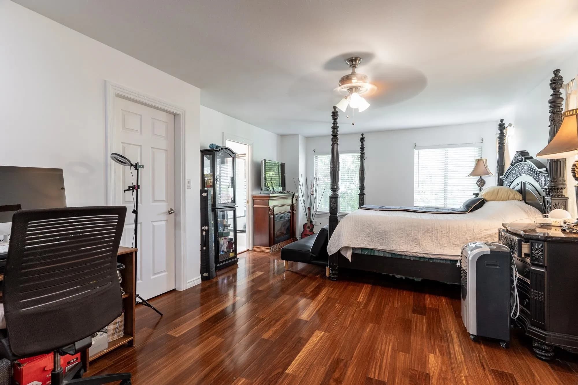 8327 169a Street, Surrey, BC V4N 4V1 — image 22