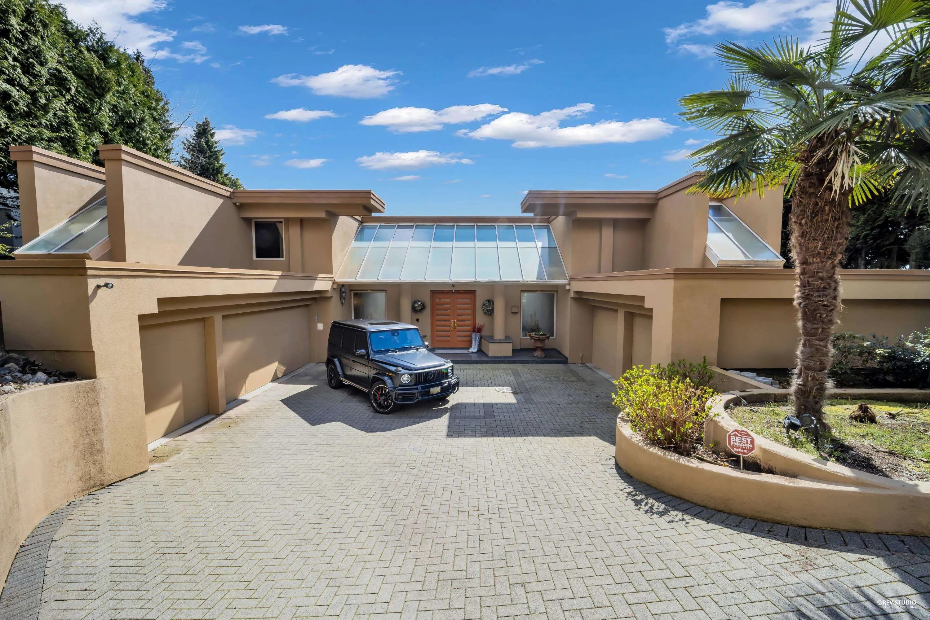 848 Eyremount Drive, West Vancouver, BC V7S 2A9 — image 1