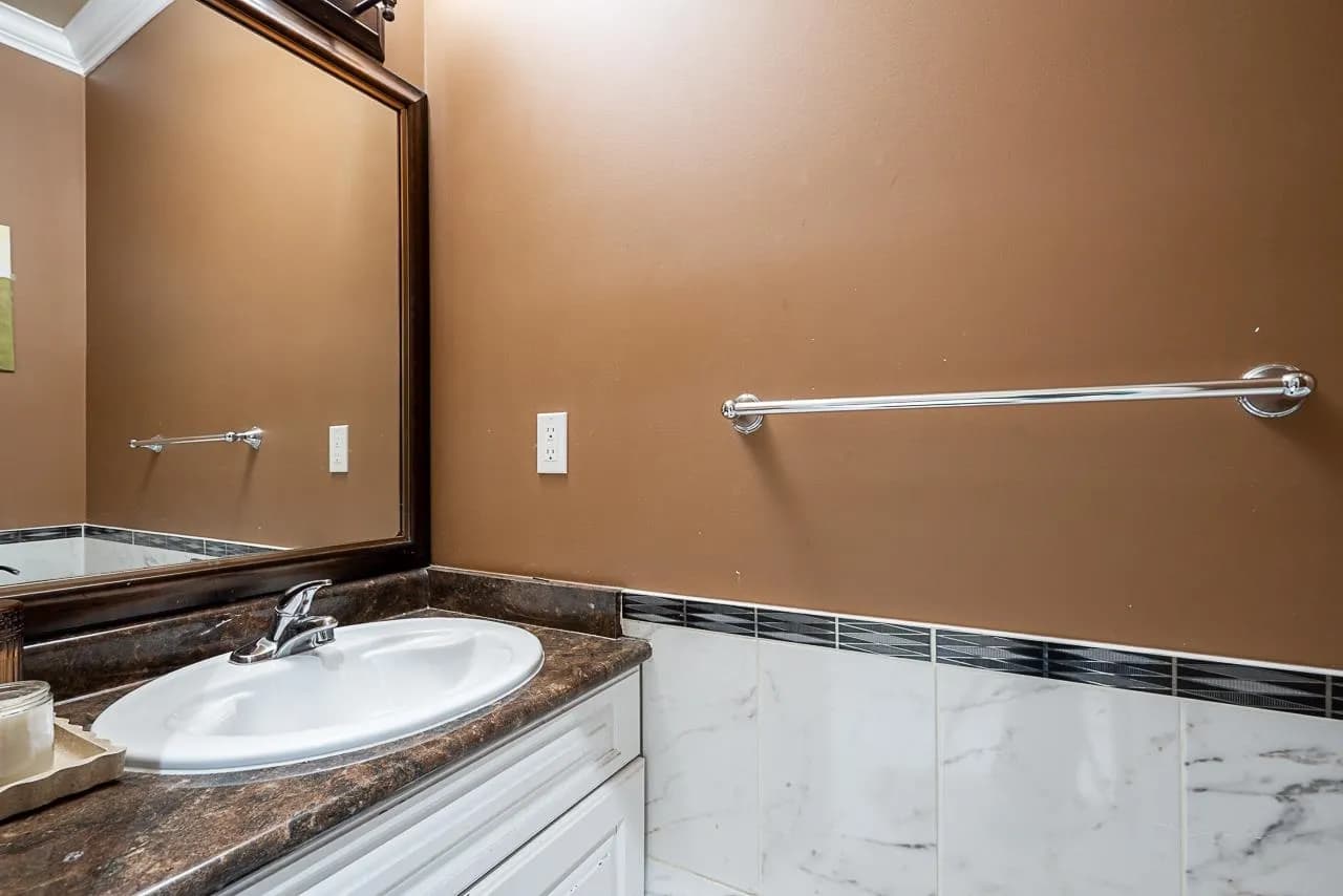 6663 125a Street, Surrey, BC V3W 1V7 — image 19