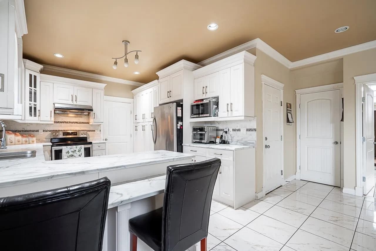 6663 125a Street, Surrey, BC V3W 1V7 — image 16