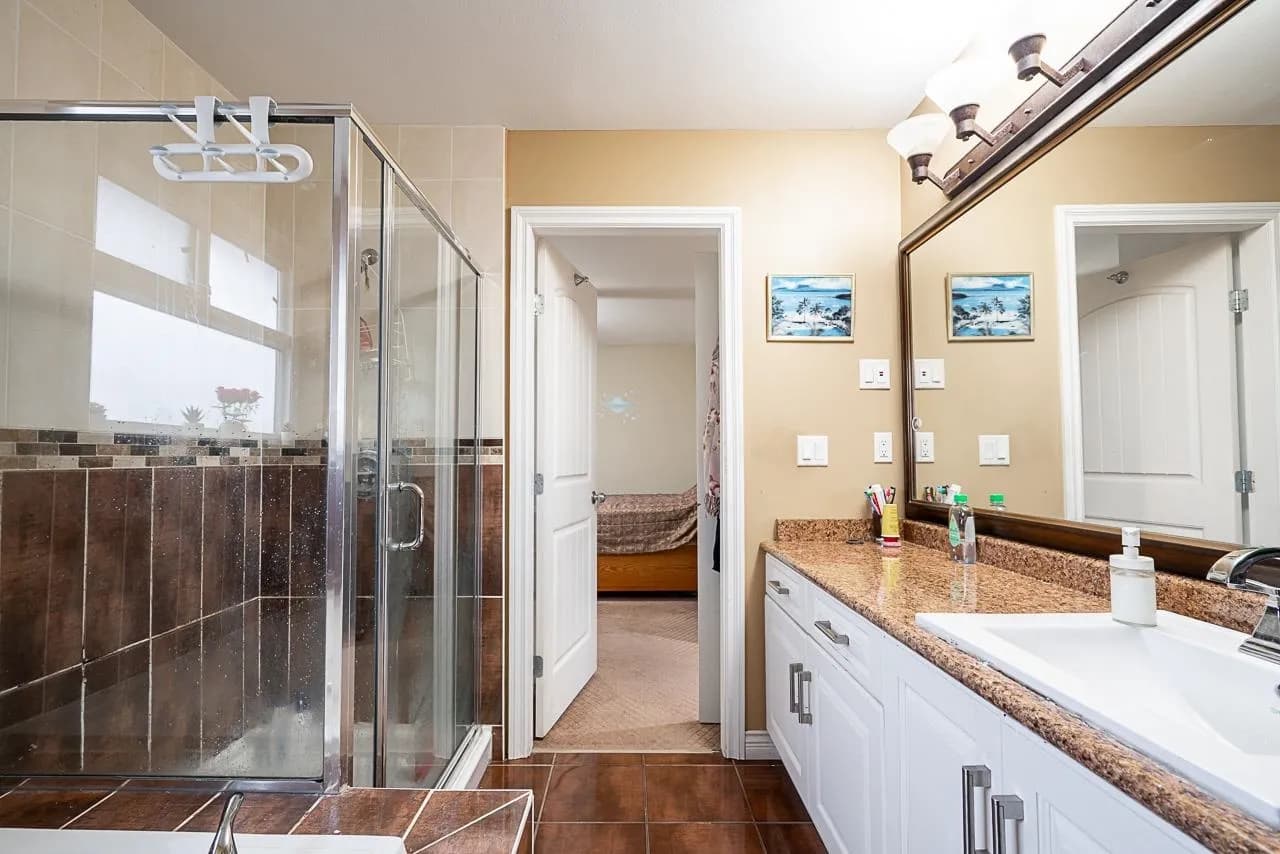 6663 125a Street, Surrey, BC V3W 1V7 — image 25