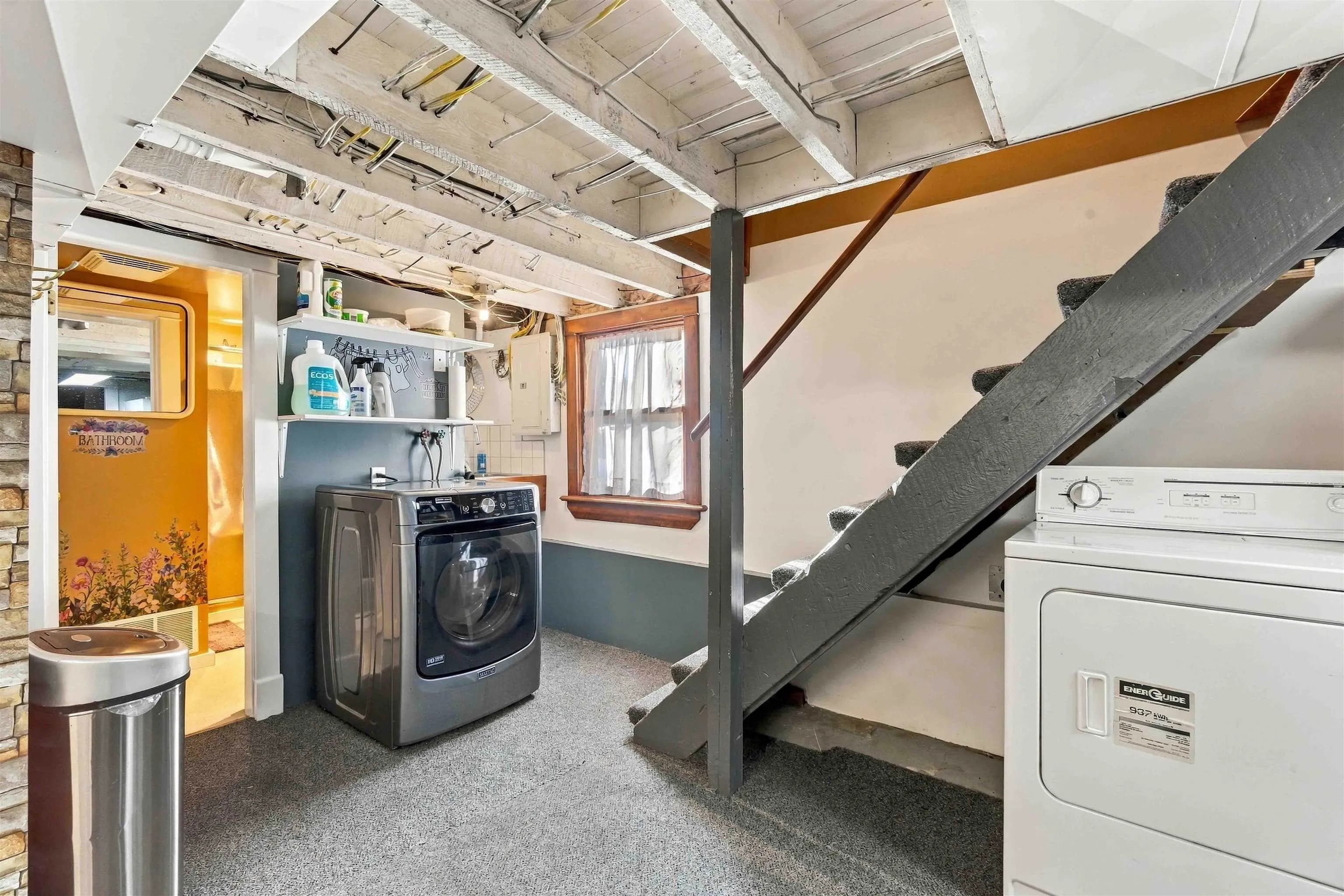 97 E King Edward Avenue, Vancouver, BC V5V 2B8 — image 28