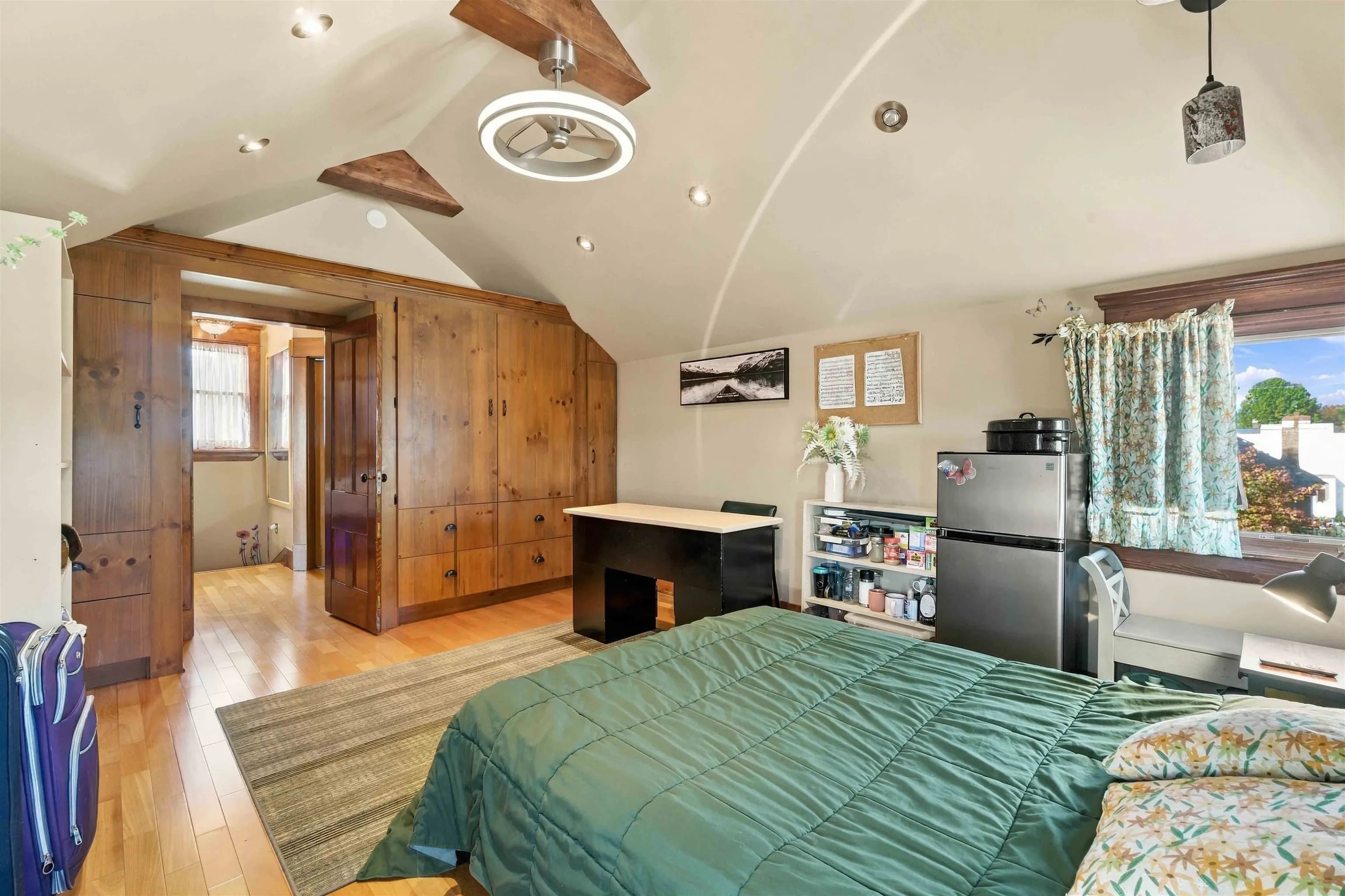 97 E King Edward Avenue, Vancouver, BC V5V 2B8 — image 24