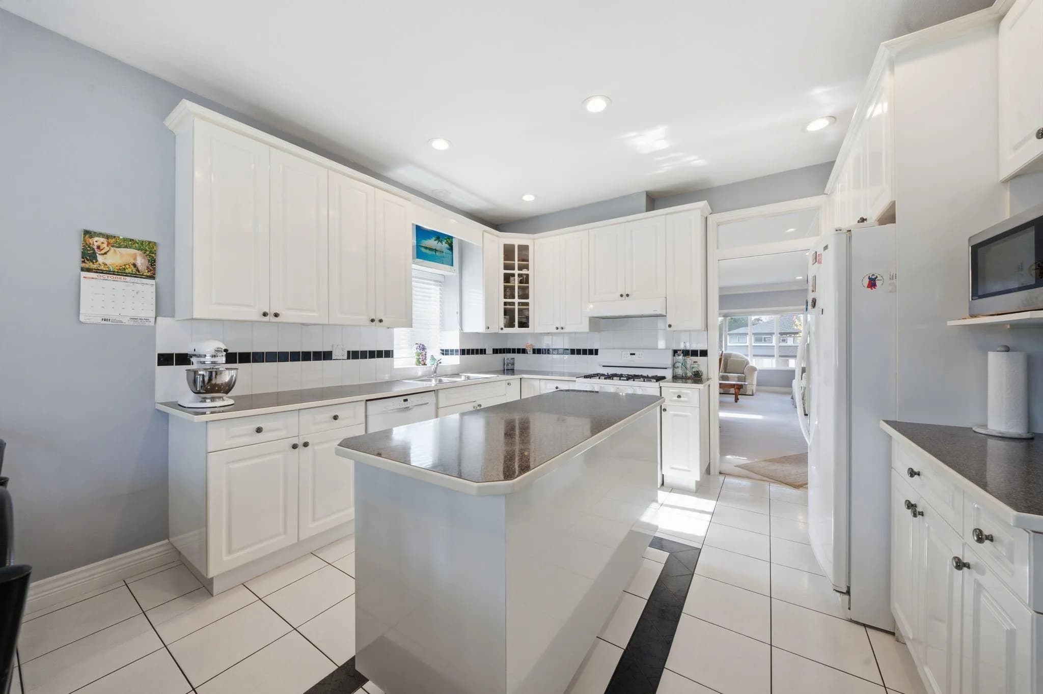 6938 127a Street, Surrey, BC V3W 0V4 — image 9