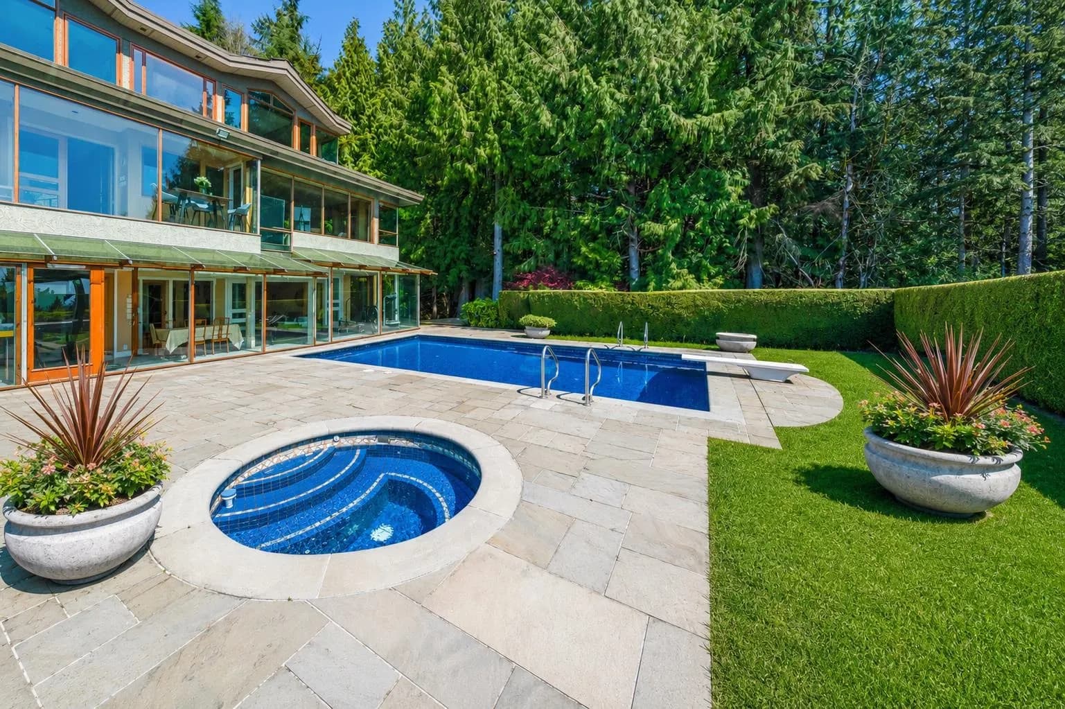 1626 Pinecrest Drive, West Vancouver, BC V7S 3H3 — image 38