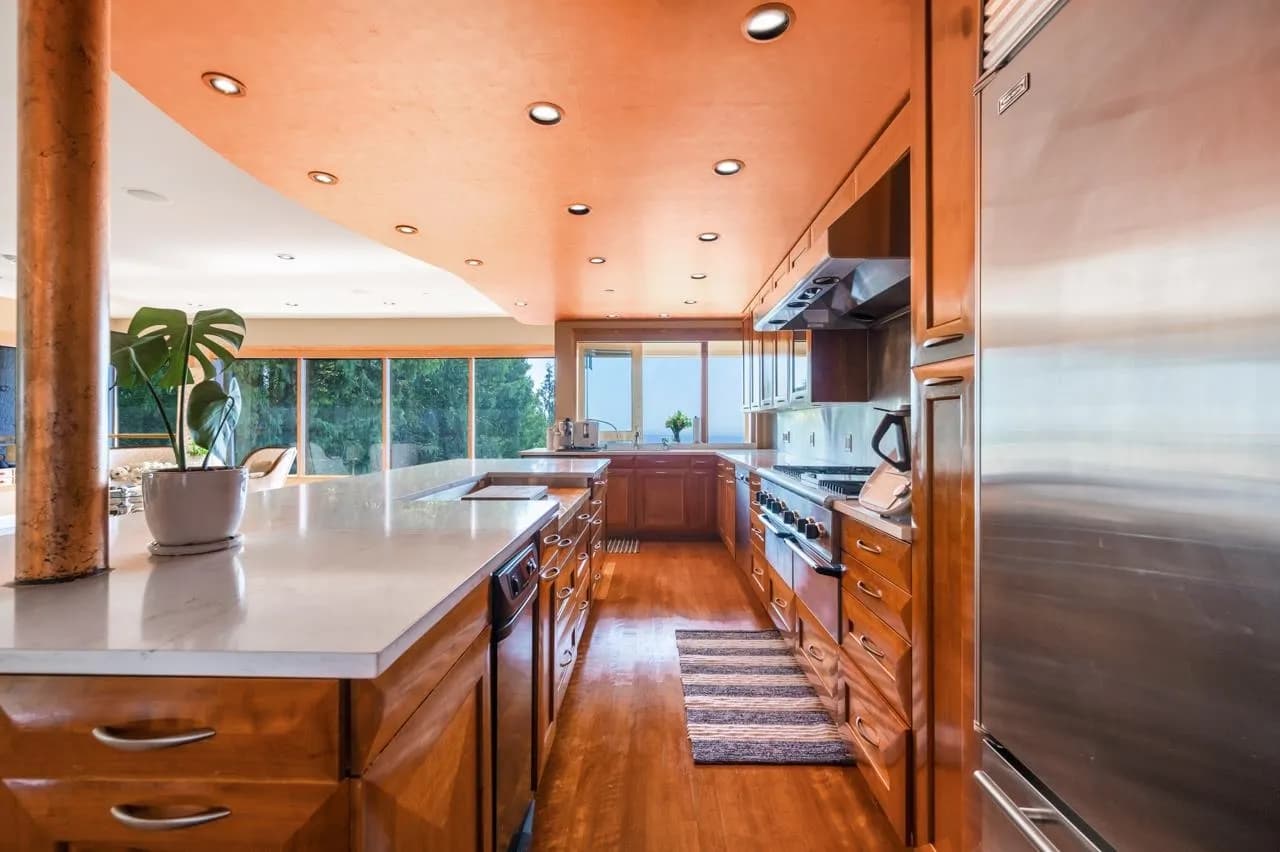 1626 Pinecrest Drive, West Vancouver, BC V7S 3H3 — image 14