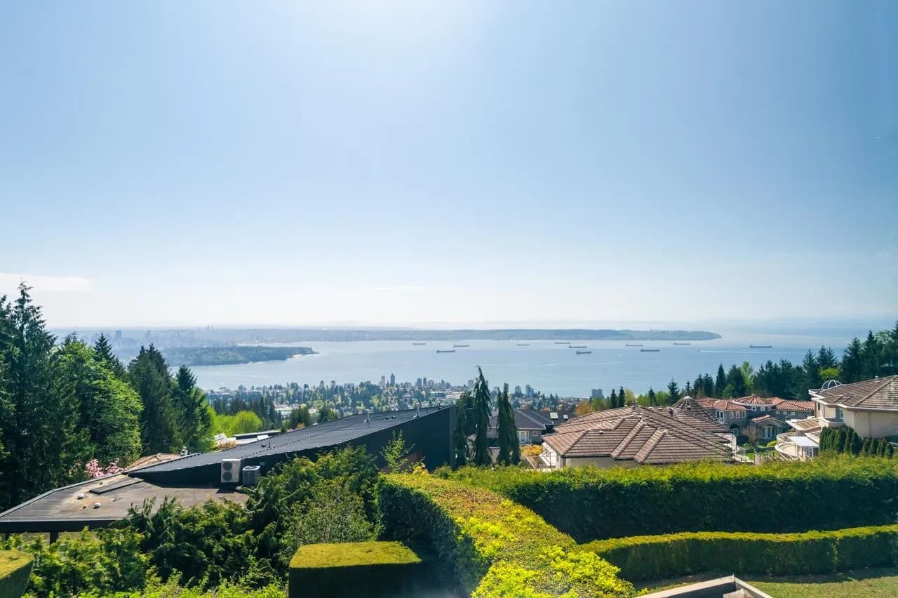 1626 Pinecrest Drive, West Vancouver, BC V7S 3H3 — image 2