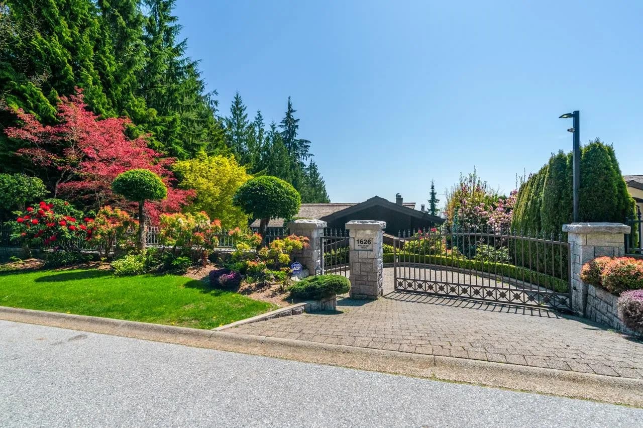 1626 Pinecrest Drive, West Vancouver, BC V7S 3H3 — image 5