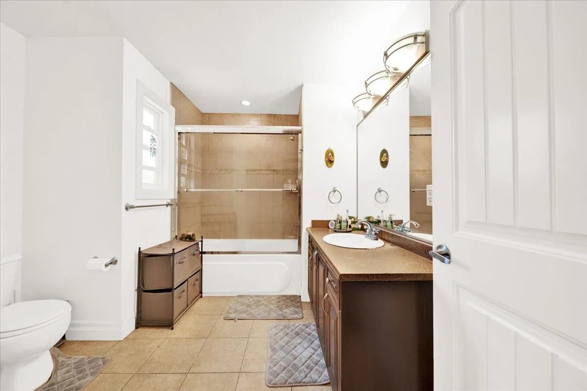 6358 167b Street, Surrey, BC V3S 1X3 — image 25