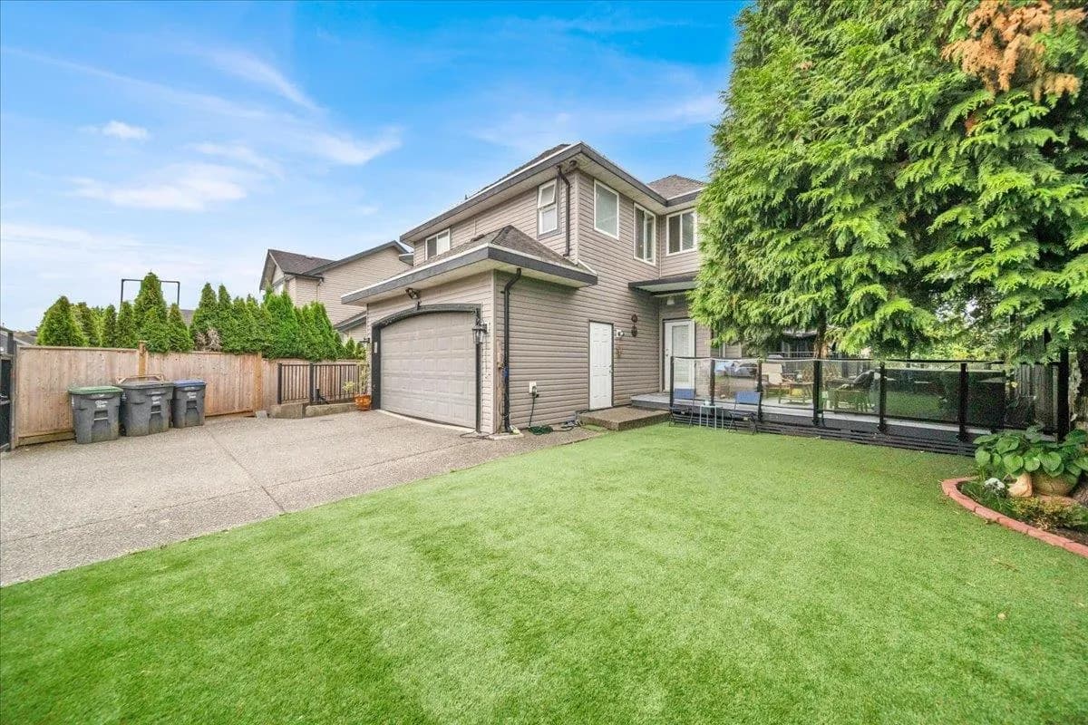 6358 167b Street, Surrey, BC V3S 1X3 — image 4