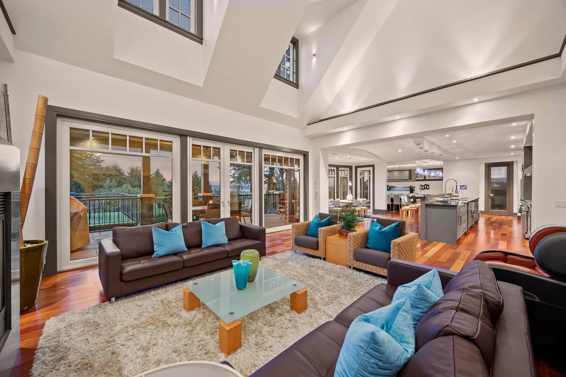 2737 Crescent Drive, Surrey, BC V4A 3J9 — image 8