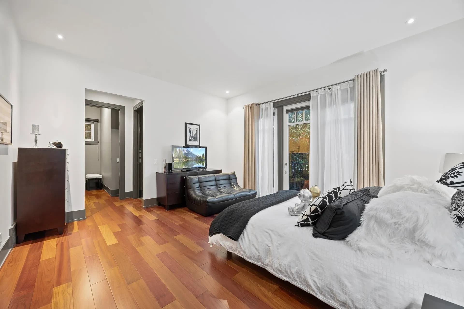 2737 Crescent Drive, Surrey, BC V4A 3J9 — image 18