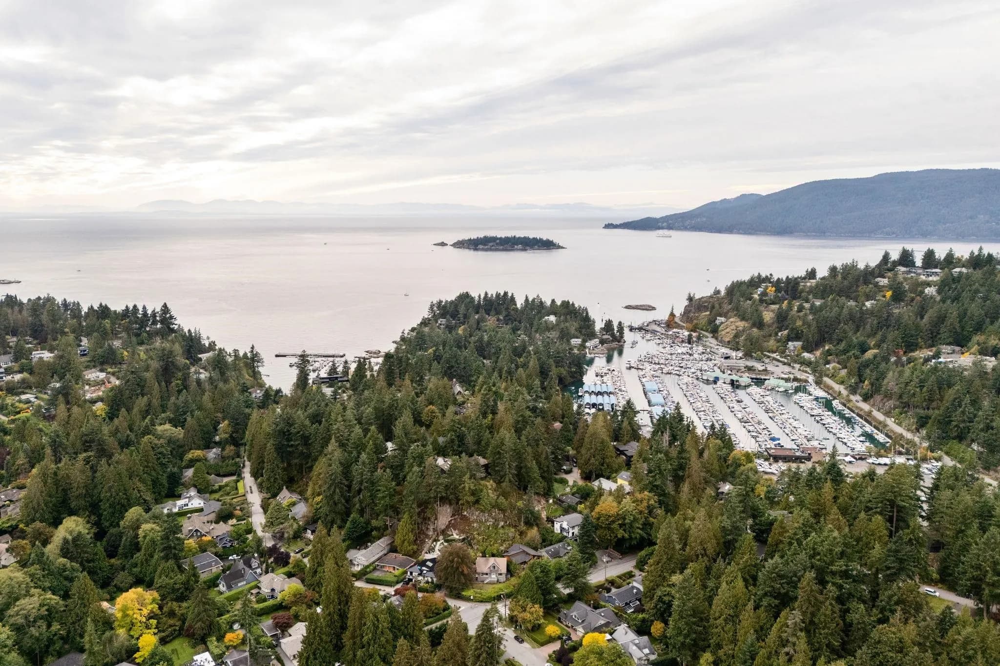 5607 Eagle Harbour Road, West Vancouver, BC V7W 1P4 — image 37