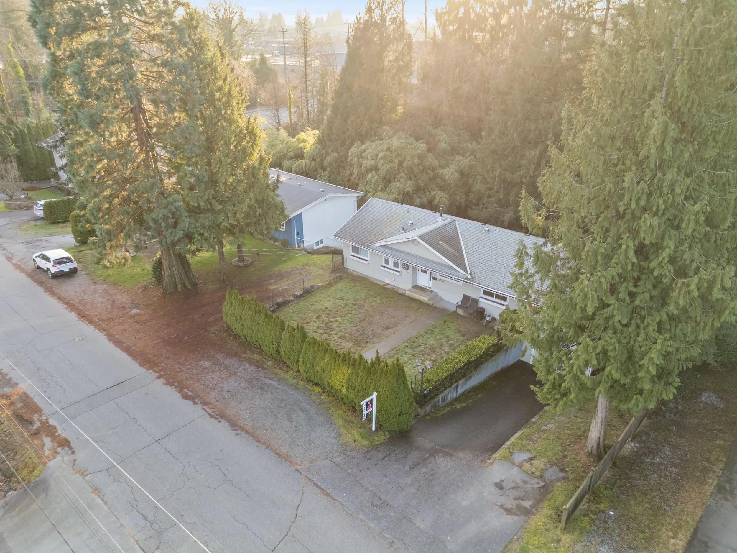 12037 208 Street, Maple Ridge, BC V2X 4W9 — image 6