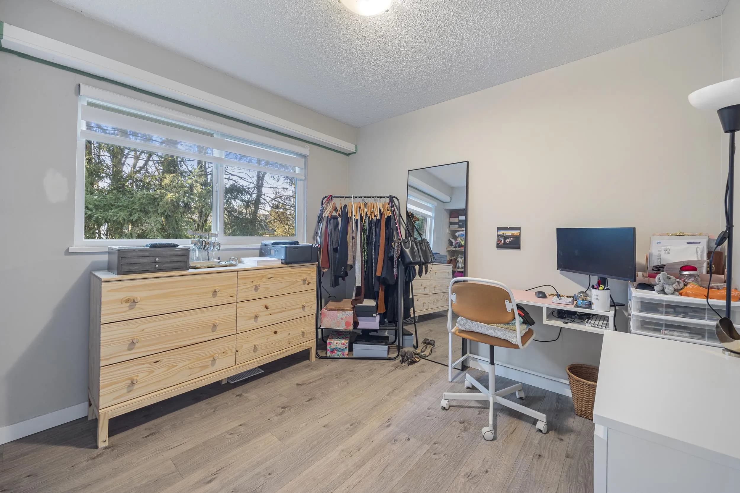 12037 208 Street, Maple Ridge, BC V2X 4W9 — image 38