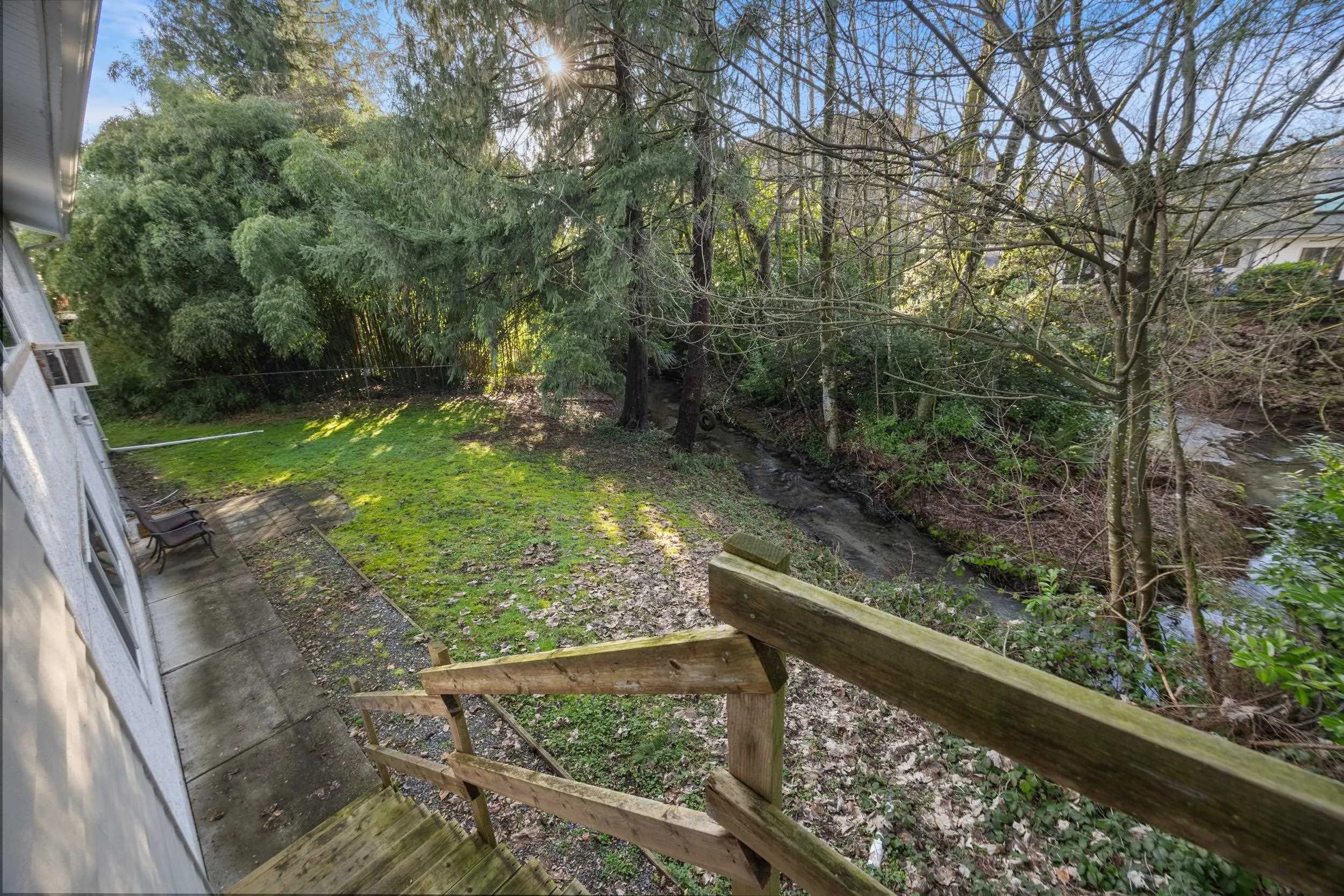 12037 208 Street, Maple Ridge, BC V2X 4W9 — image 15