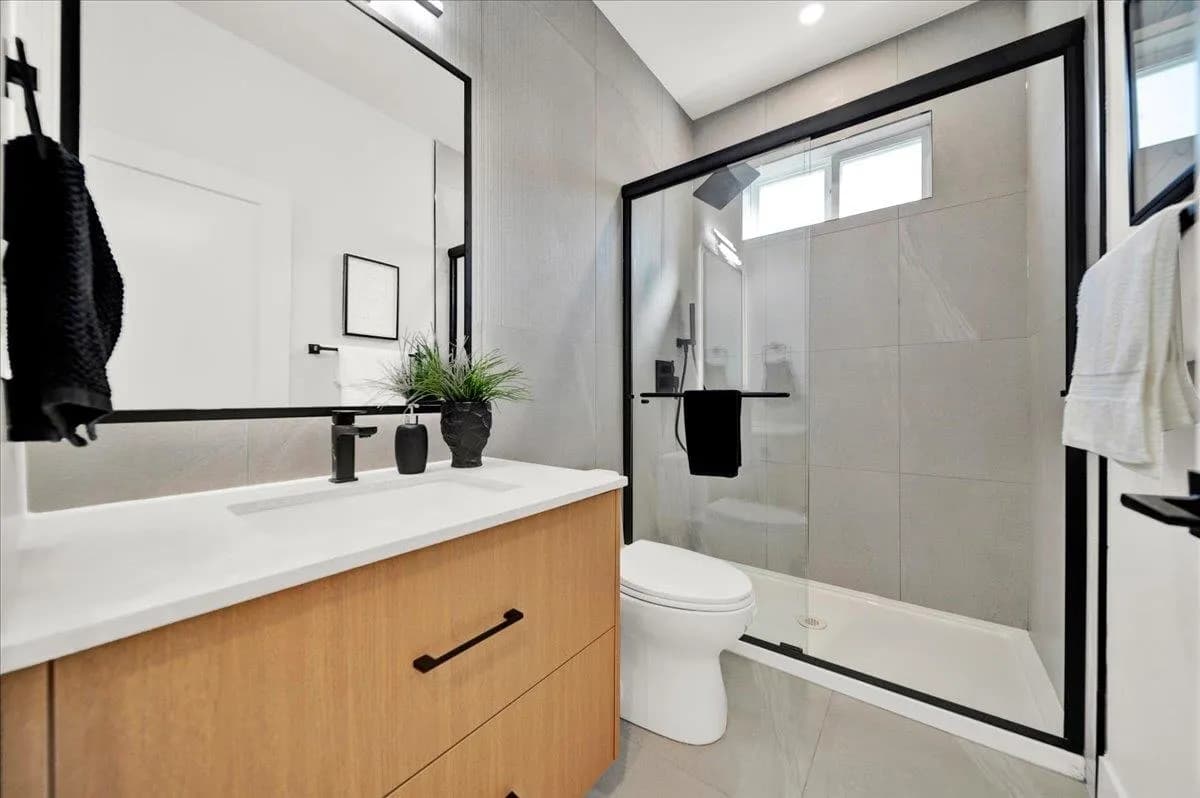 102 10151 144 Street, Surrey, BC V3T 4T9 — image 10