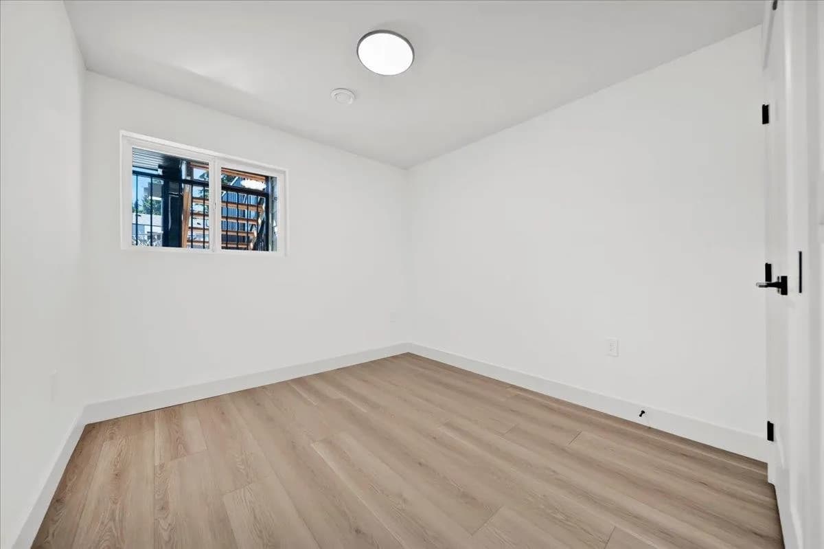 102 10151 144 Street, Surrey, BC V3T 4T9 — image 23