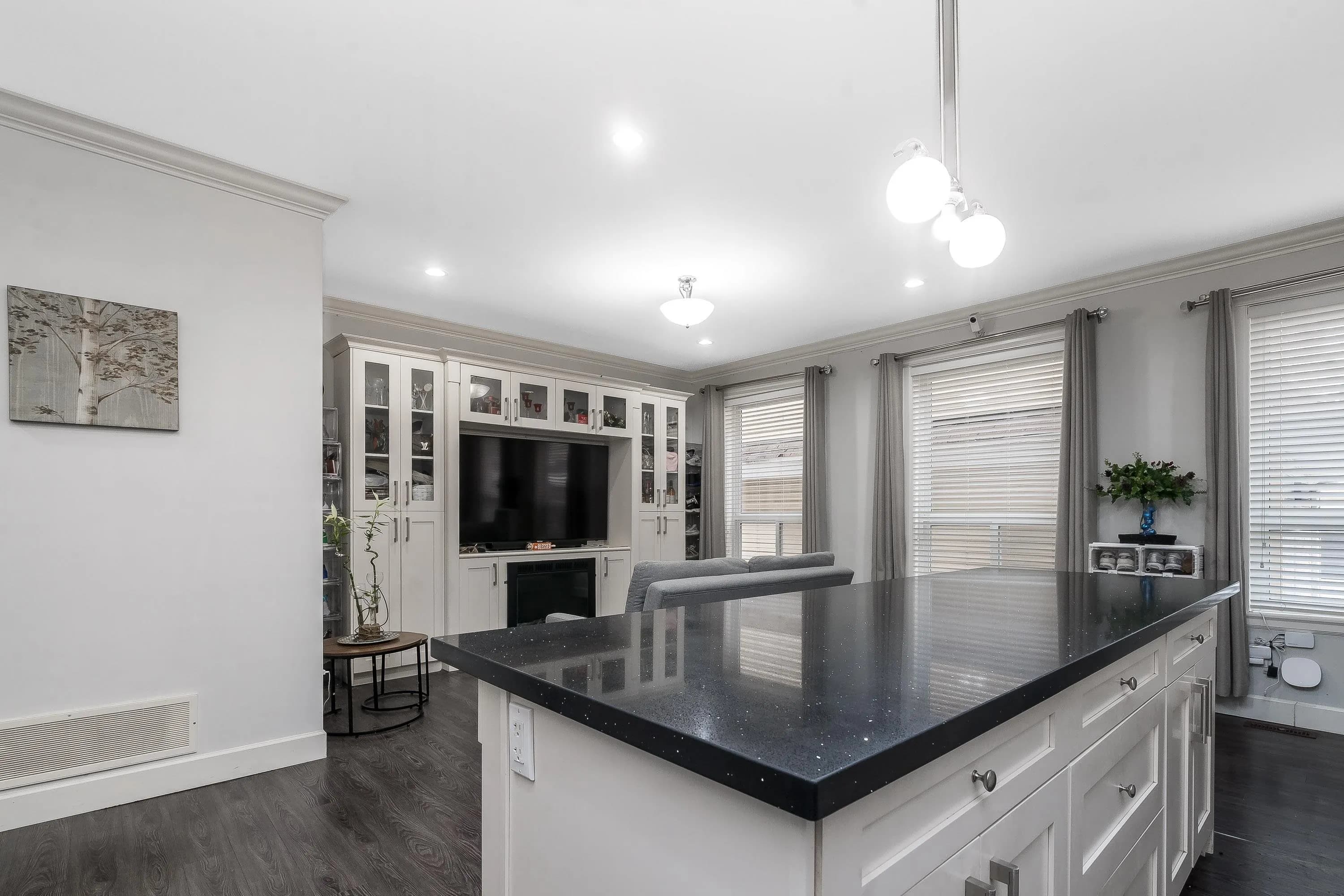 5938 128 Street, Surrey, BC V3X 1T3 — image 11