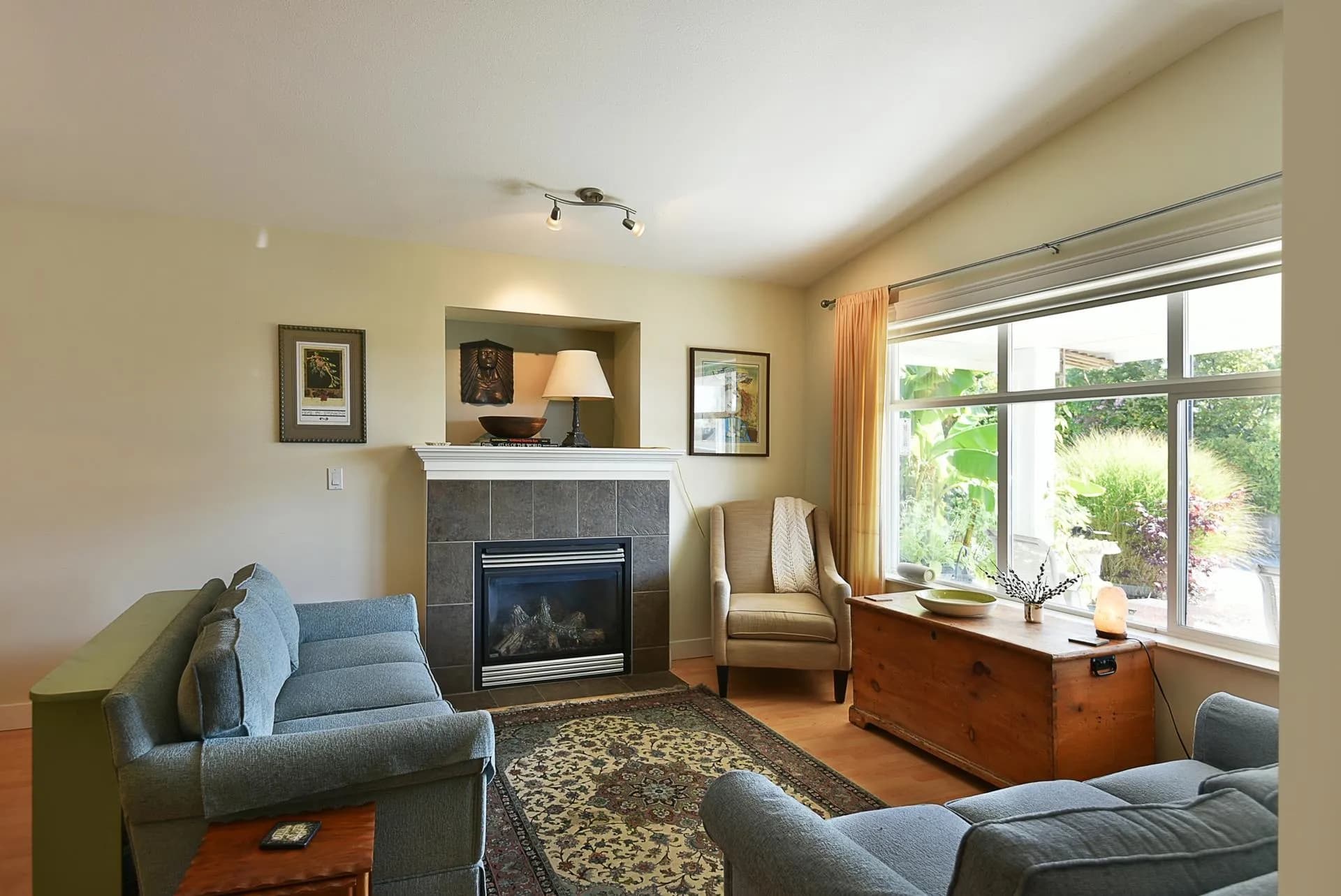 6340 Williams Place, Sechelt, BC V7Z 0M6 — image 2