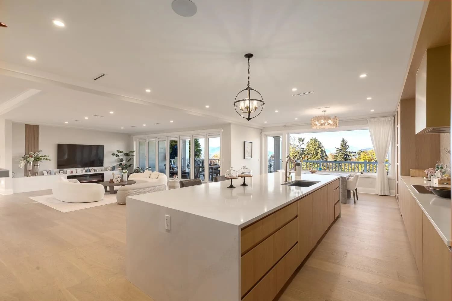 5747 Newton Wynd, Vancouver, BC V6T 1H6 — image 5