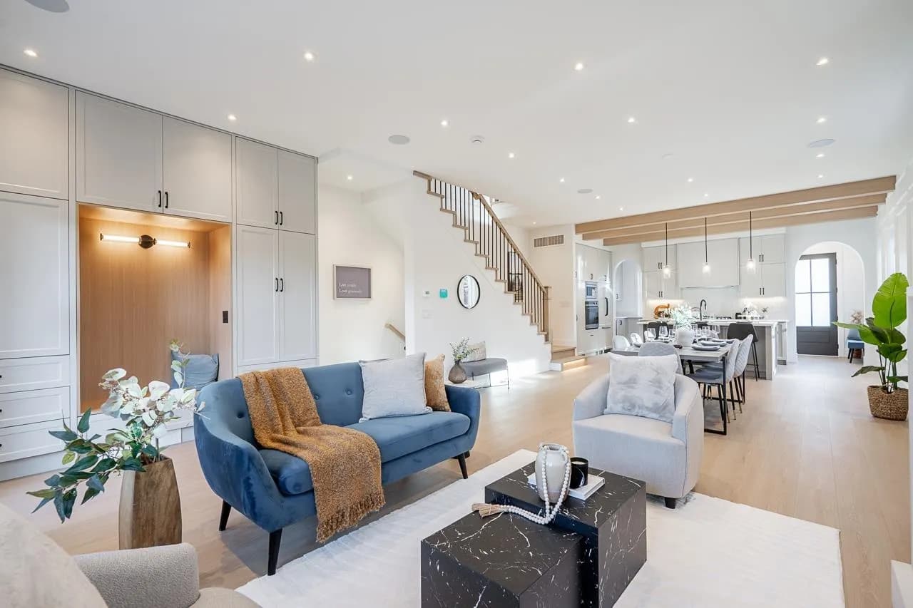 101 13711 16 Avenue, Surrey, BC V4A 1P7 — image 5