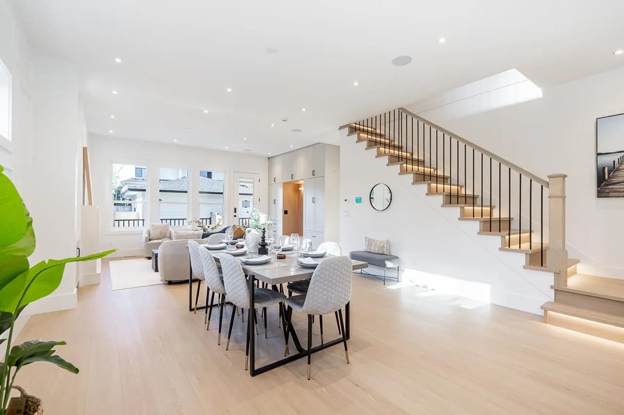 101 13711 16 Avenue, Surrey, BC V4A 1P7 — image 2
