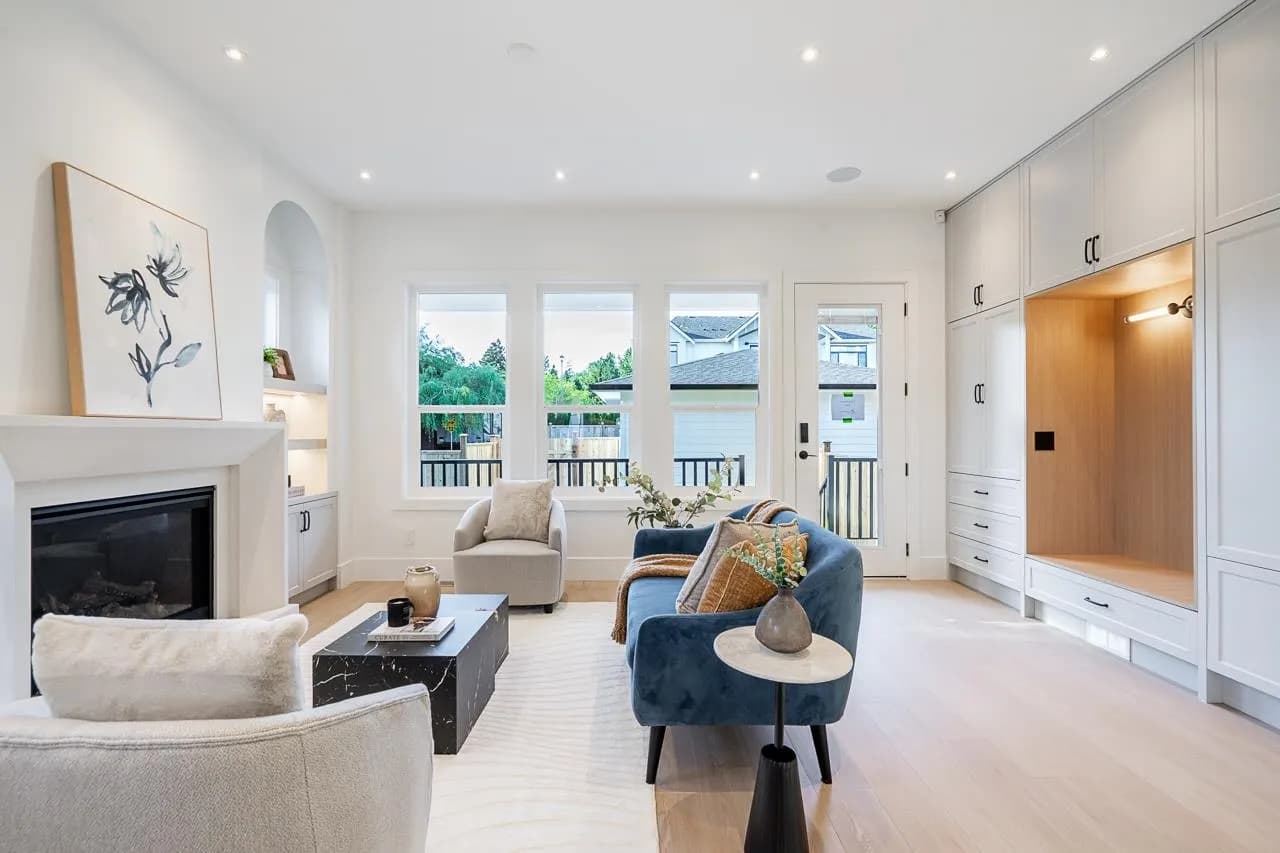 101 13711 16 Avenue, Surrey, BC V4A 1P7 — image 3
