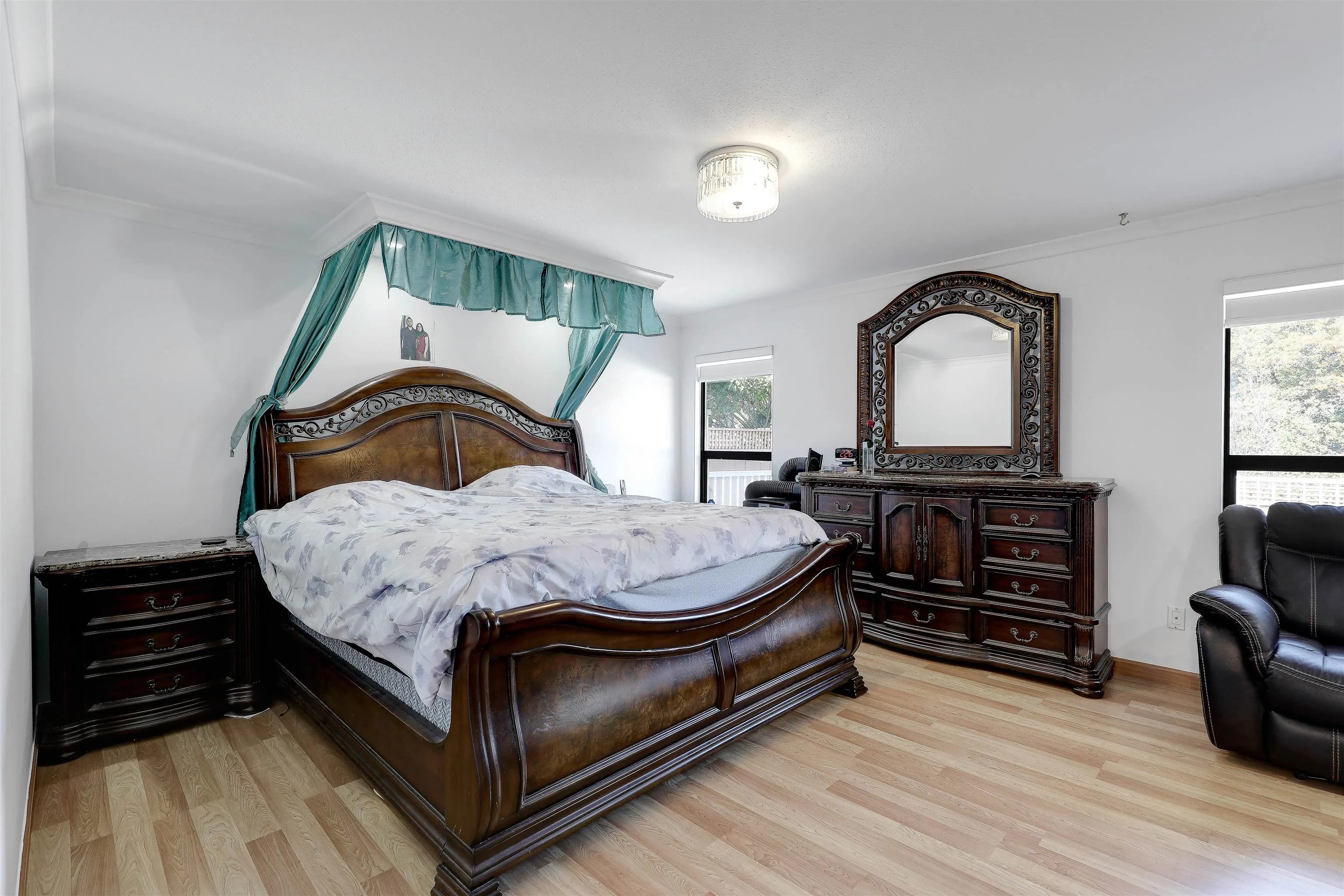 13571 60a Avenue, Surrey, BC V3X 1H7 — image 19