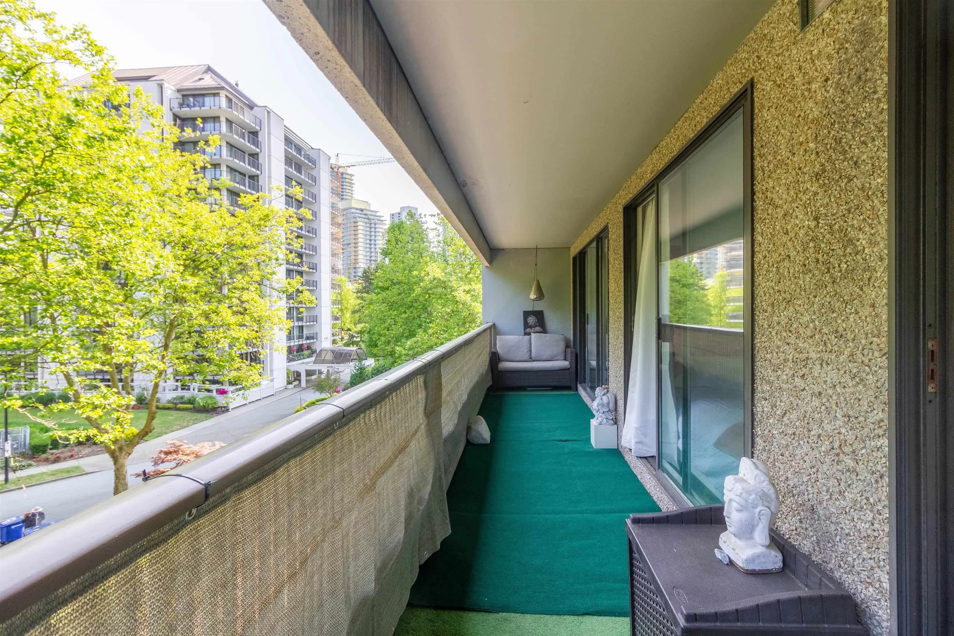 402 4134 Maywood Street, Burnaby, BC V5H 4C9 — image 23