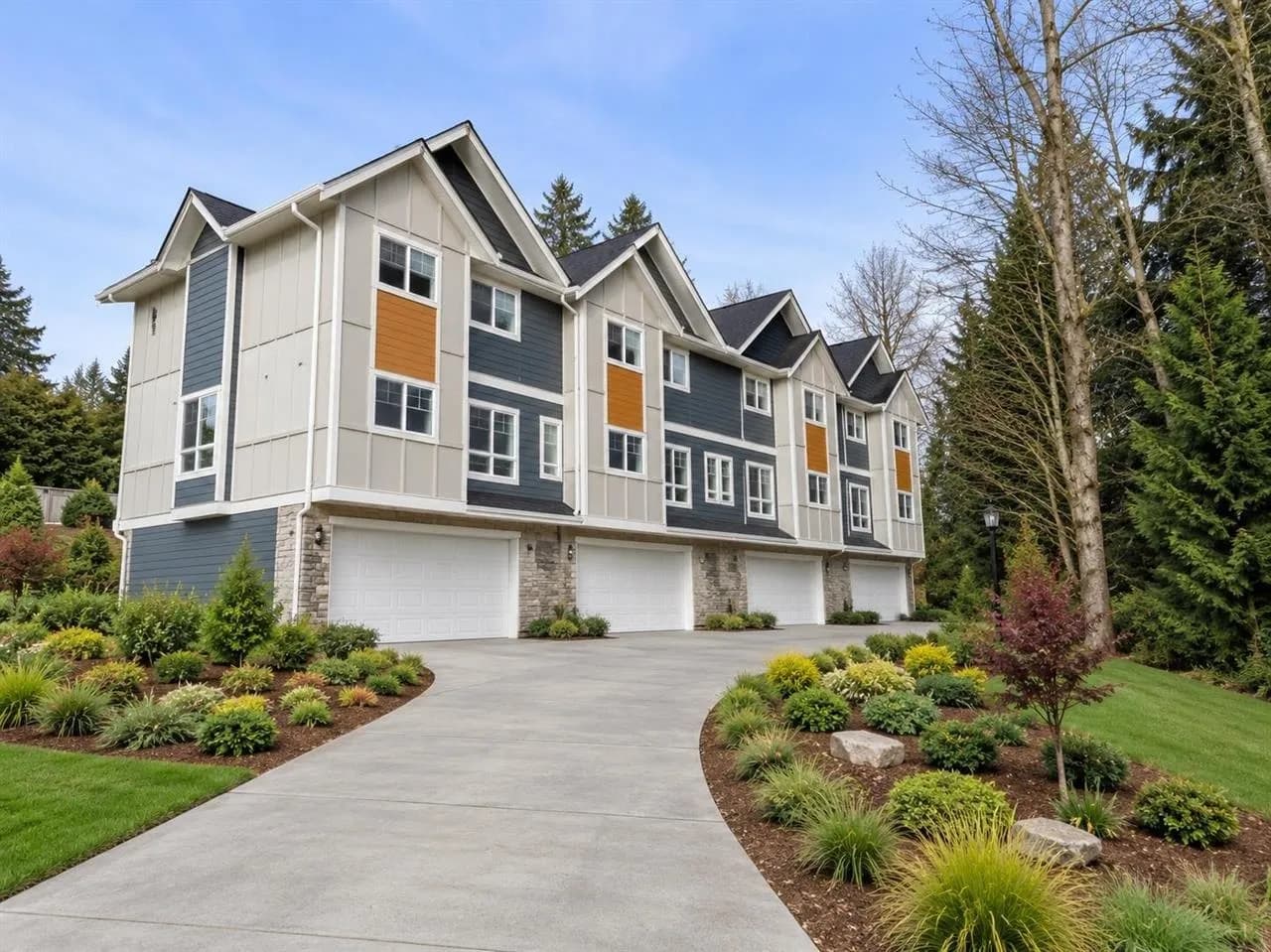 4 6095 Rosewood Place, Sechelt, BC V7Z 0P9 — image 1