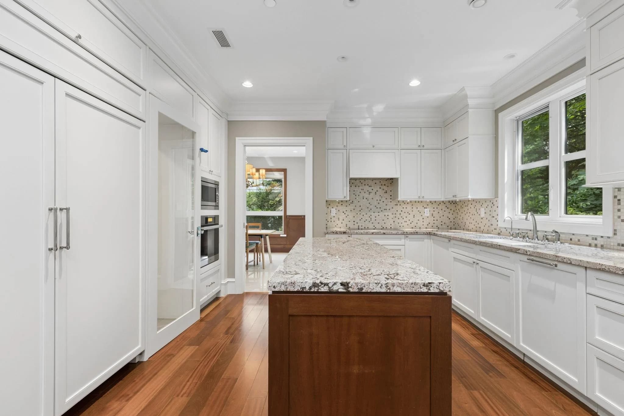 1250 Sinclair Street, West Vancouver, BC V7V 3W2 — image 10