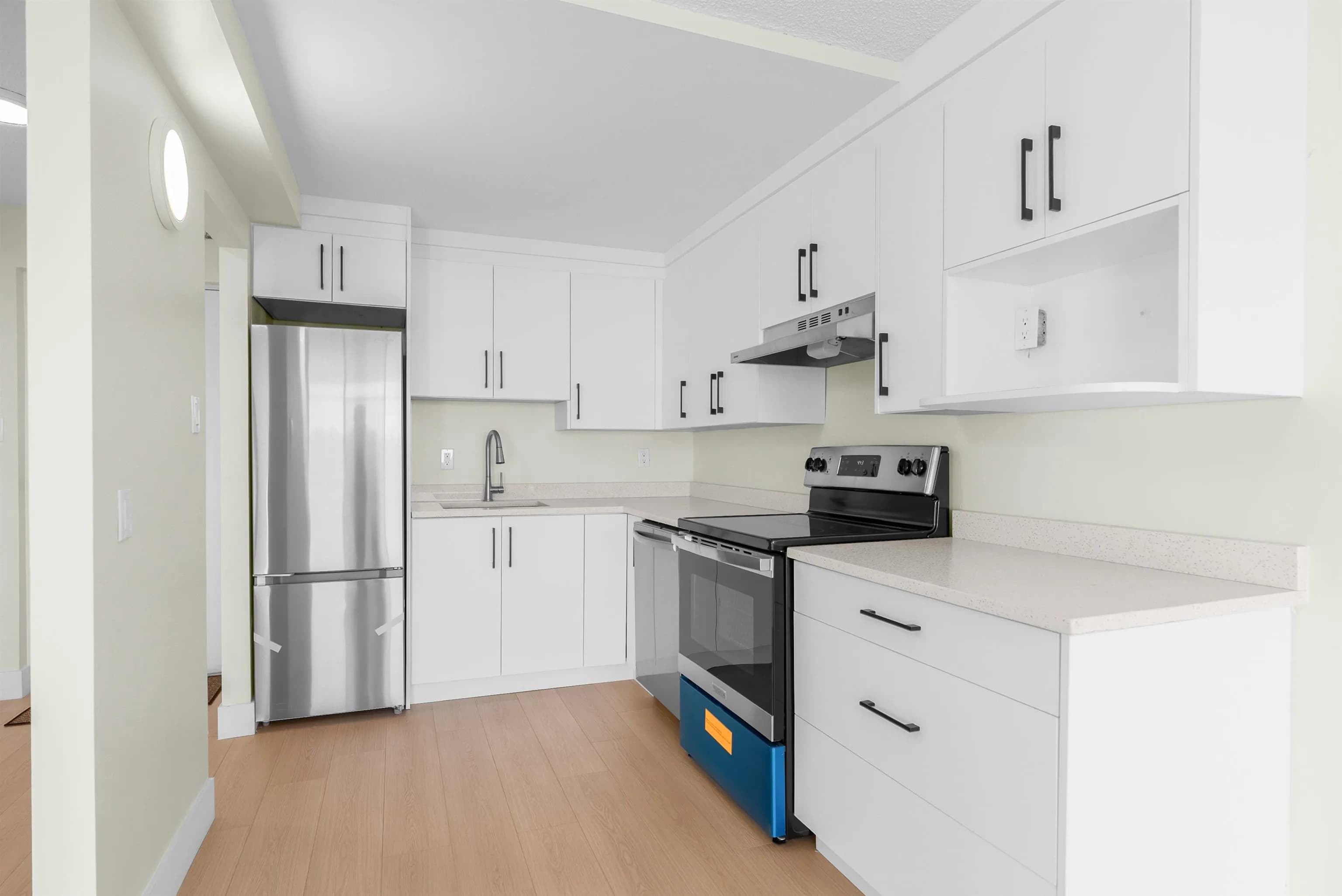 807 6631 Minoru Boulevard, Richmond, BC V6Y 1Z1 — image 1