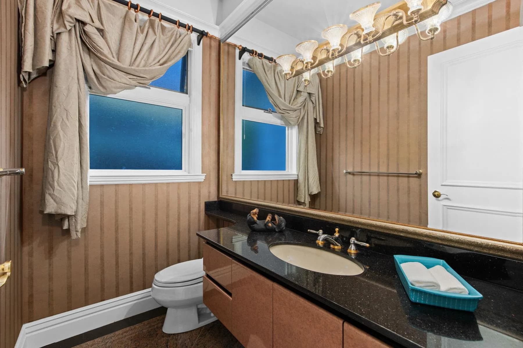 1579 Errigal Place, West Vancouver, BC V7S 3H1 — image 14