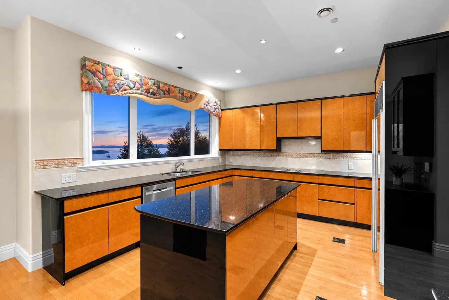 1579 Errigal Place, West Vancouver, BC V7S 3H1 — image 9