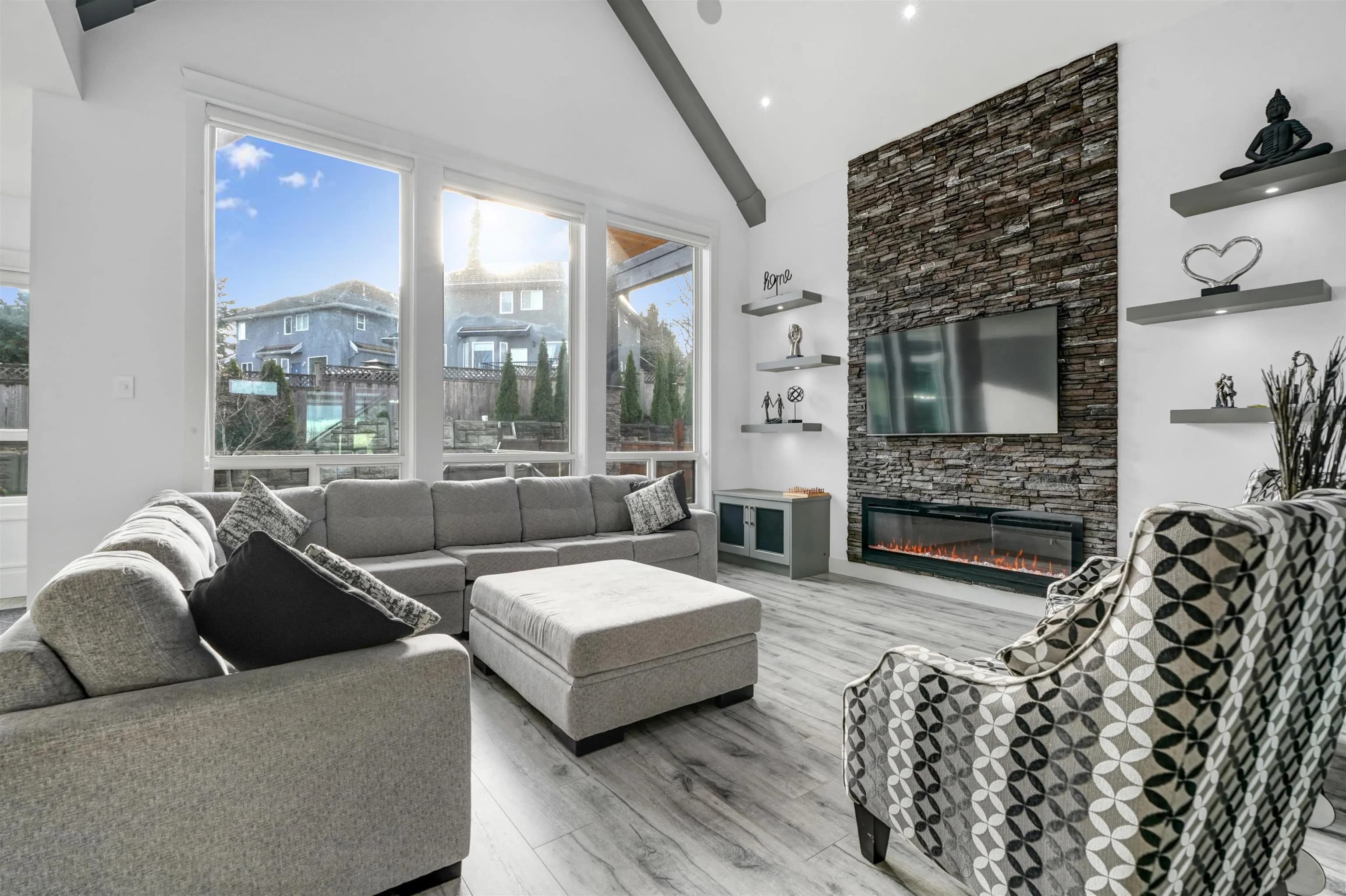 14932 35a Avenue, Surrey, BC V3Z 0Y7 — image 35