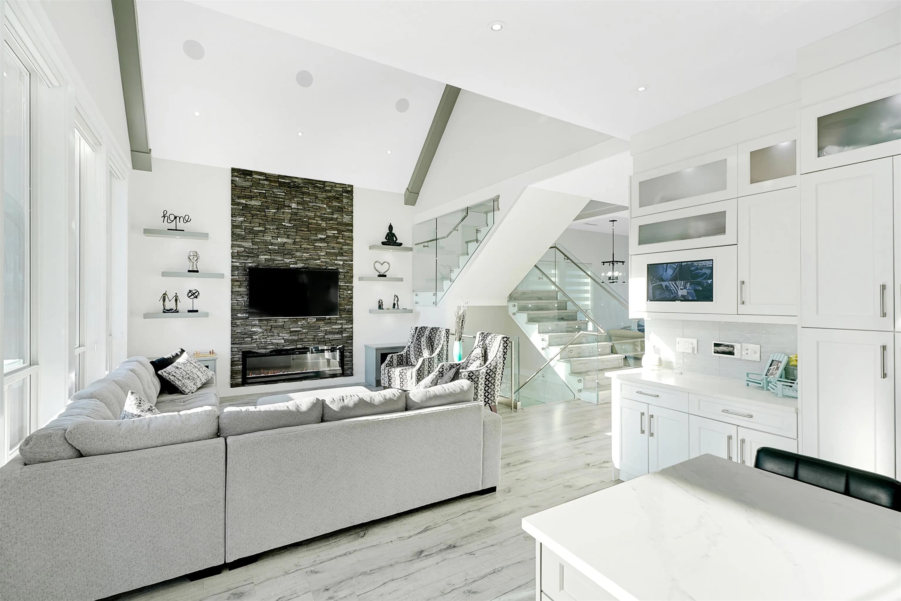 14932 35a Avenue, Surrey, BC V3Z 0Y7 — image 5