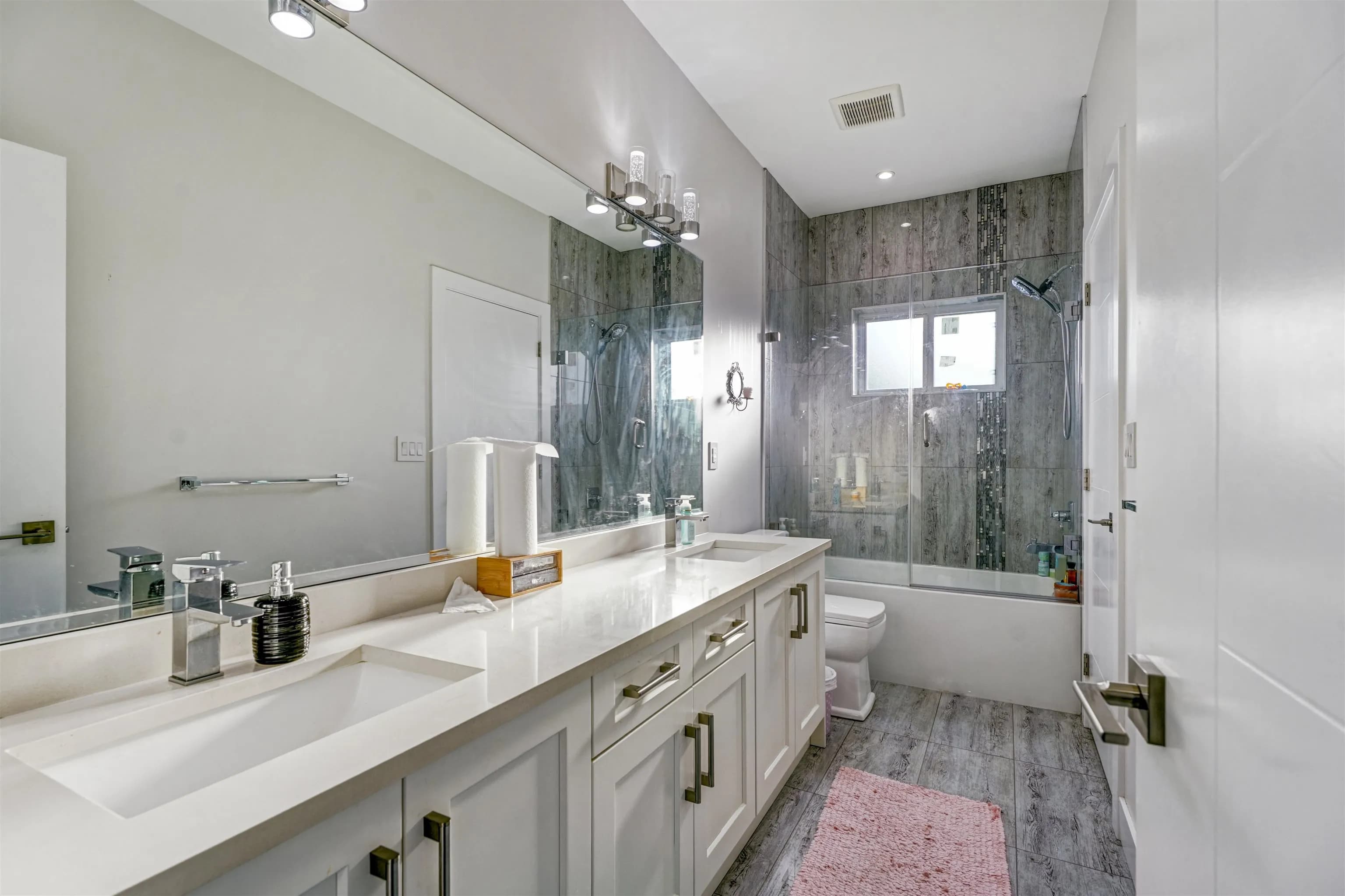 14932 35a Avenue, Surrey, BC V3Z 0Y7 — image 23